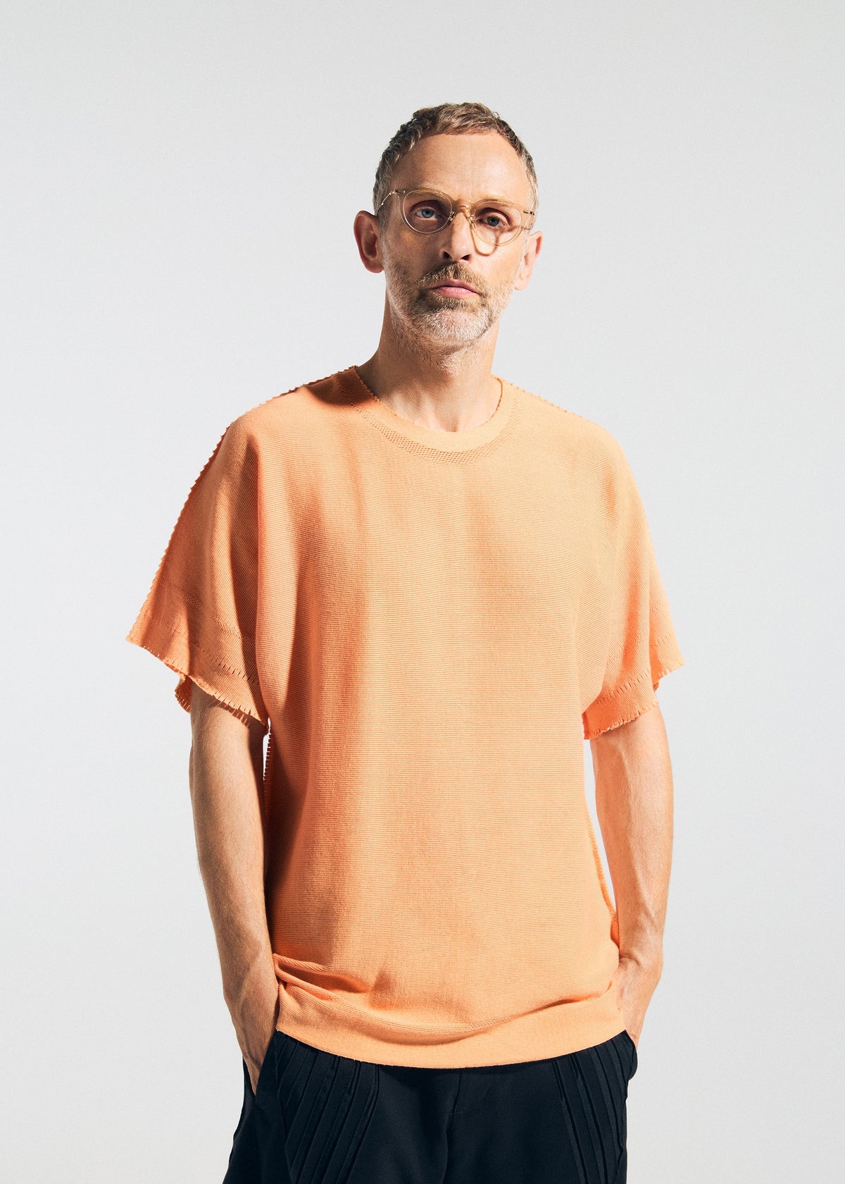 A model wears the A-Poc Able Issey Miyake TYPE A 001 1 prêt à porter.