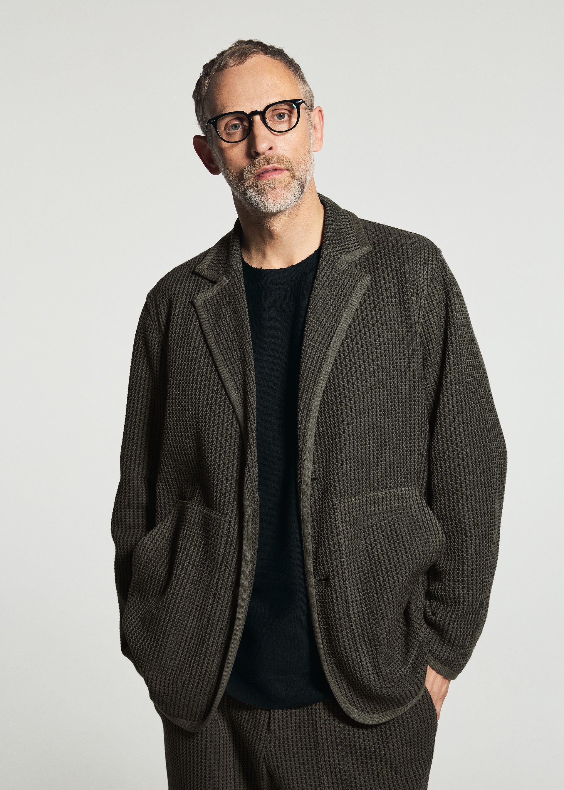 ISSEY MIYAKE MEN ダウンジャケット カーキ サイズ2 TYPE-K 012 Jacket Khaki-Hued – ISSEY MIYAKE EU