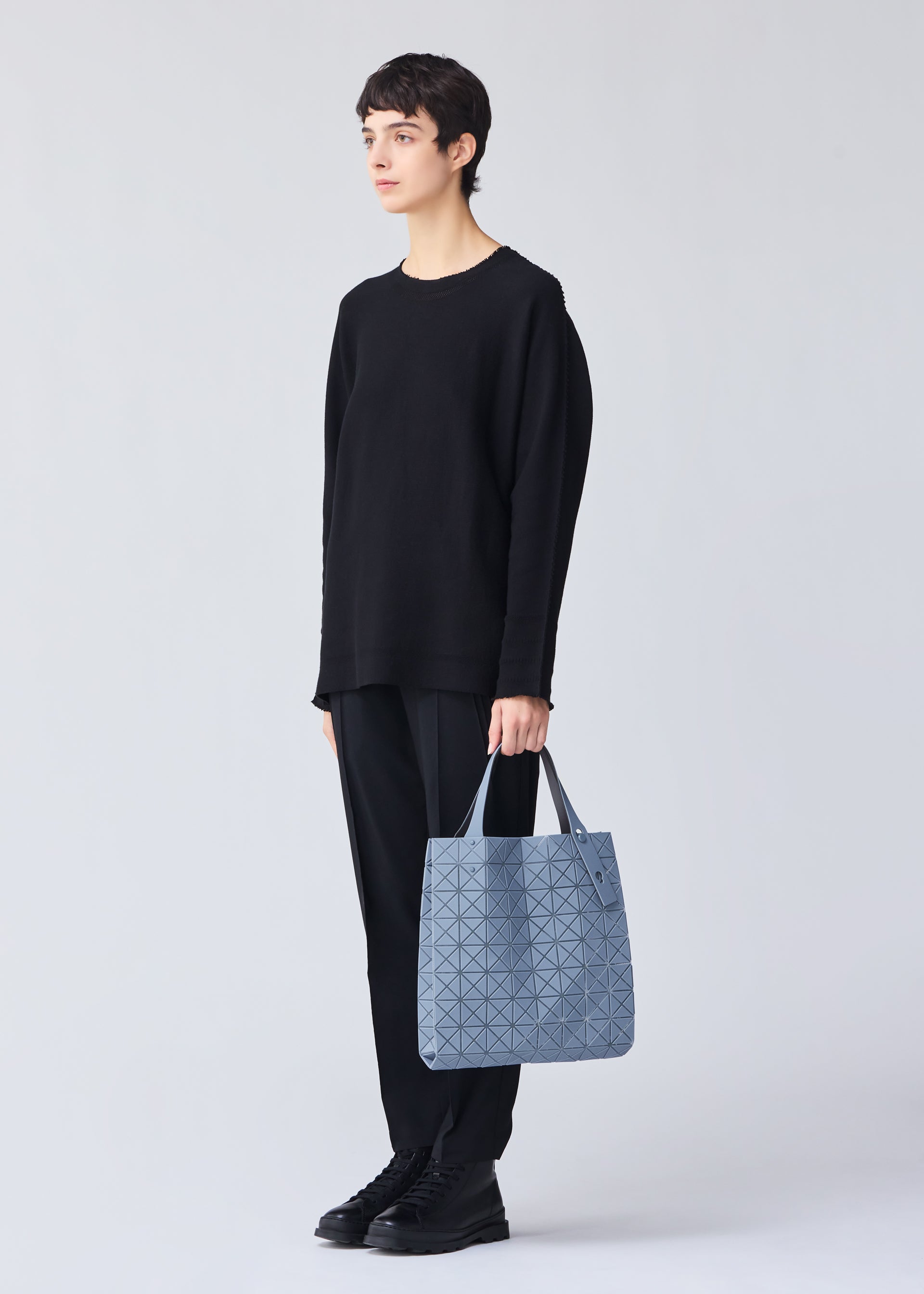 PRISM PLUS Tote Bag Blue – ISSEY MIYAKE EU