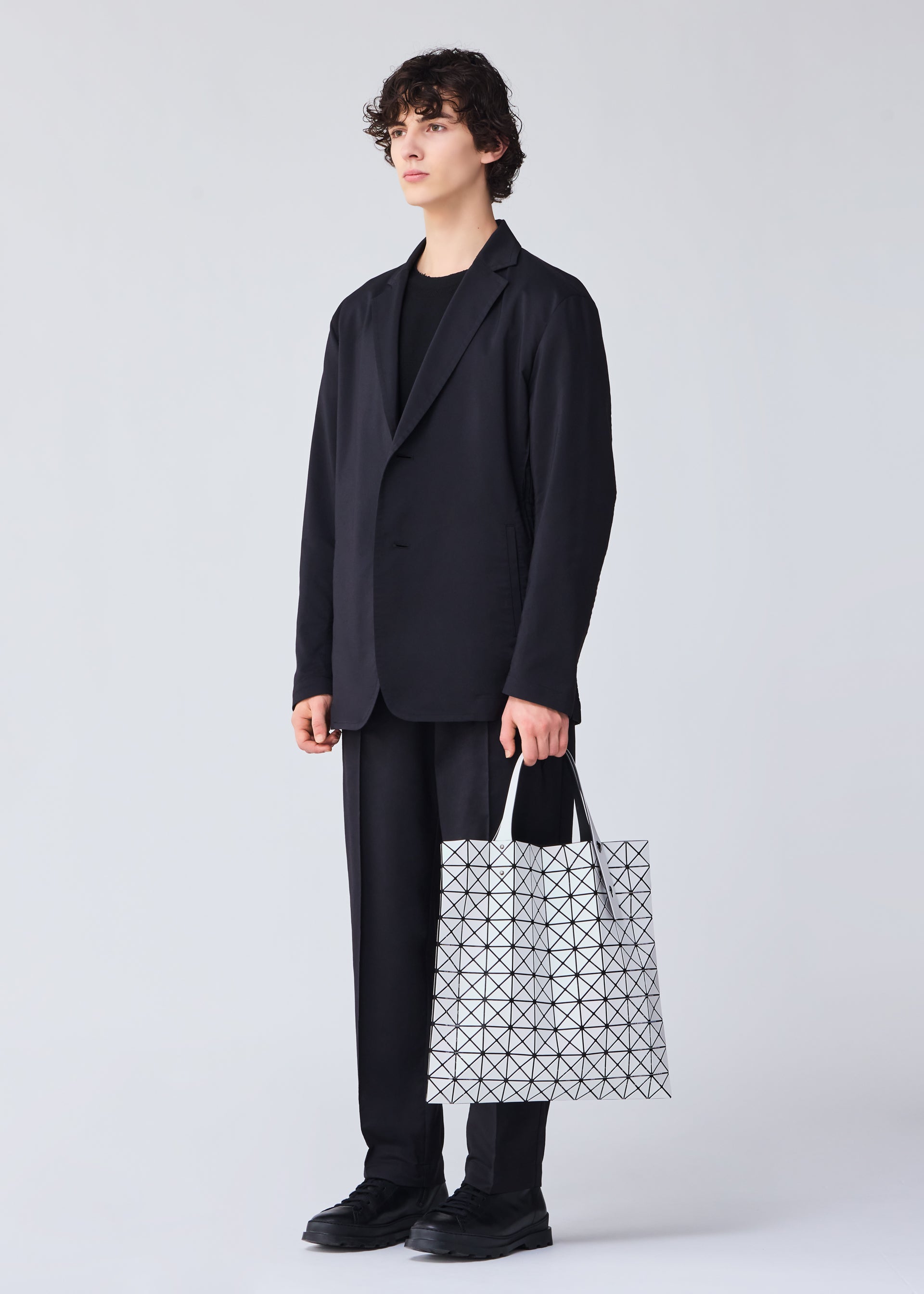 バッグ BAO BAO PRISM MATTE-2 PURPLISH BLUE PRISM MATTE-2 Tote Bag Purplish Blue – ISSEY MIYAKE EU