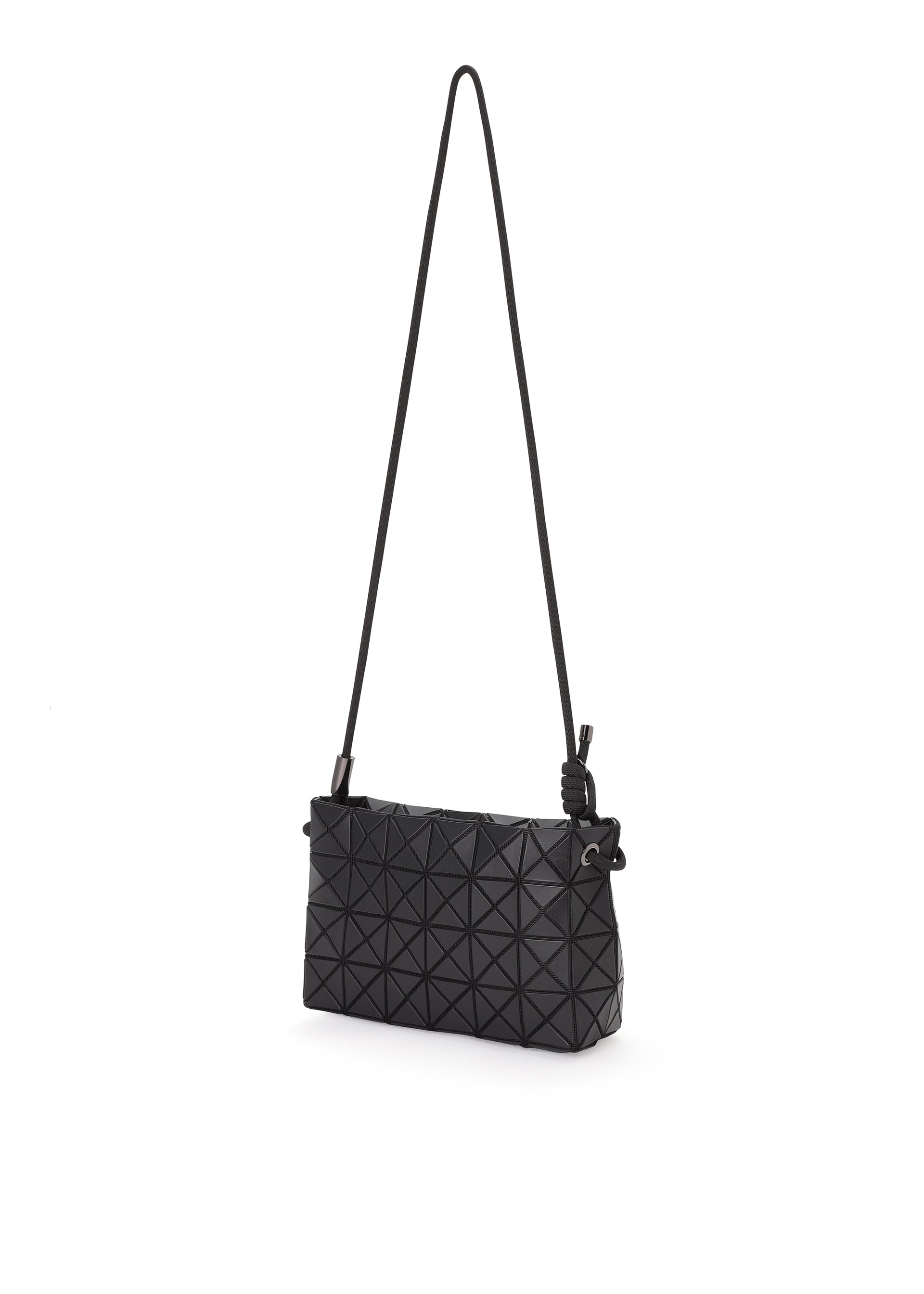 LOOP MATTE Shoulder Bag Matte Black – ISSEY MIYAKE EU