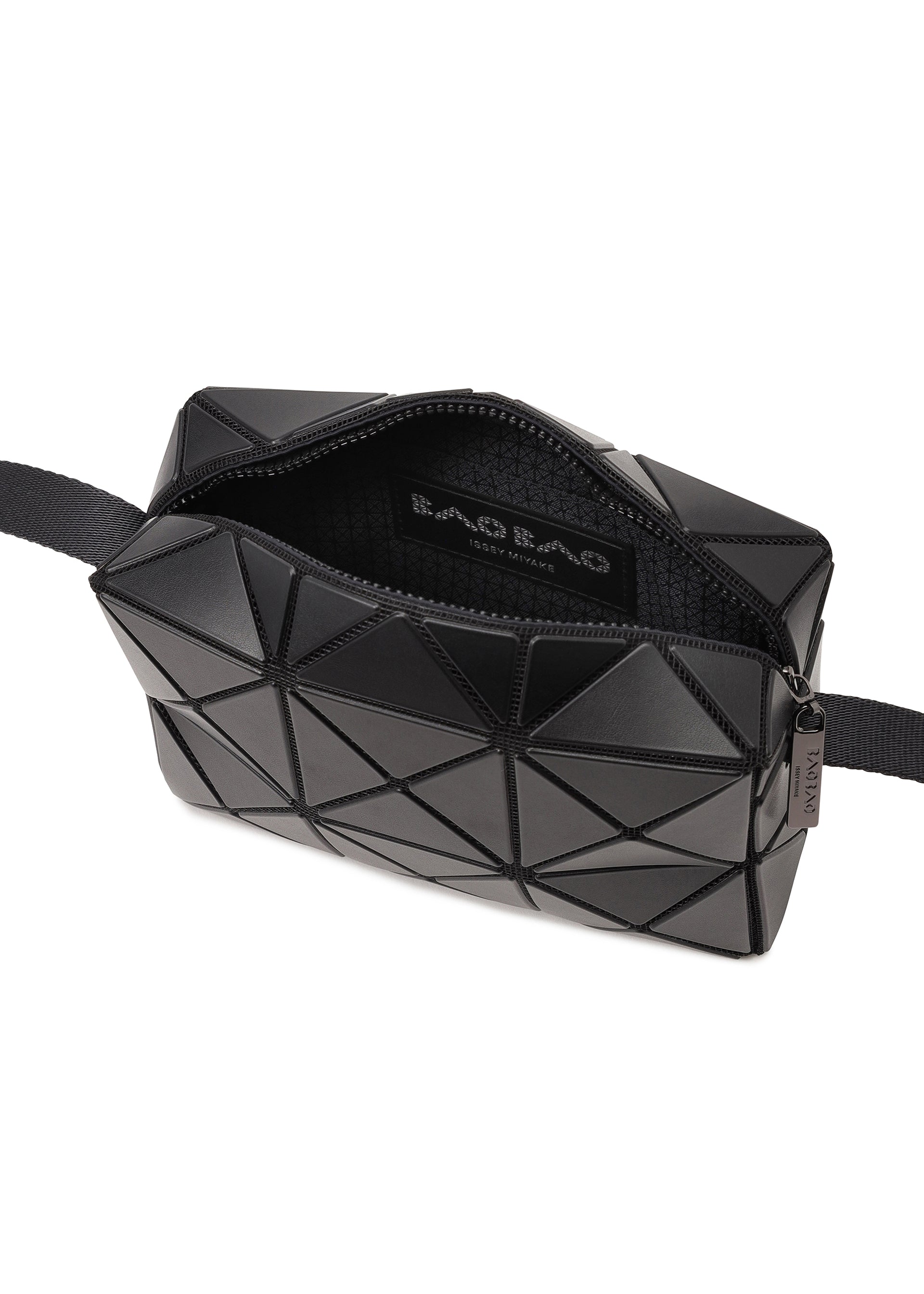 CUBOID Shoulder Bag Green – ISSEY MIYAKE EU