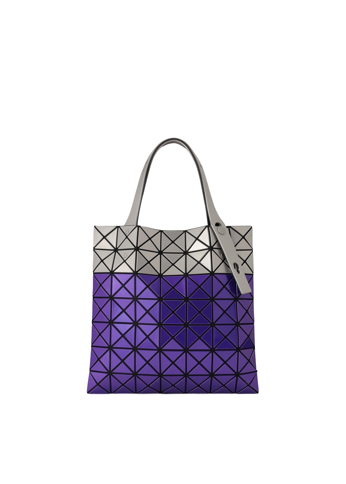 A detail shot of the Bao Bao Issey Miyake WONDER tote bag.