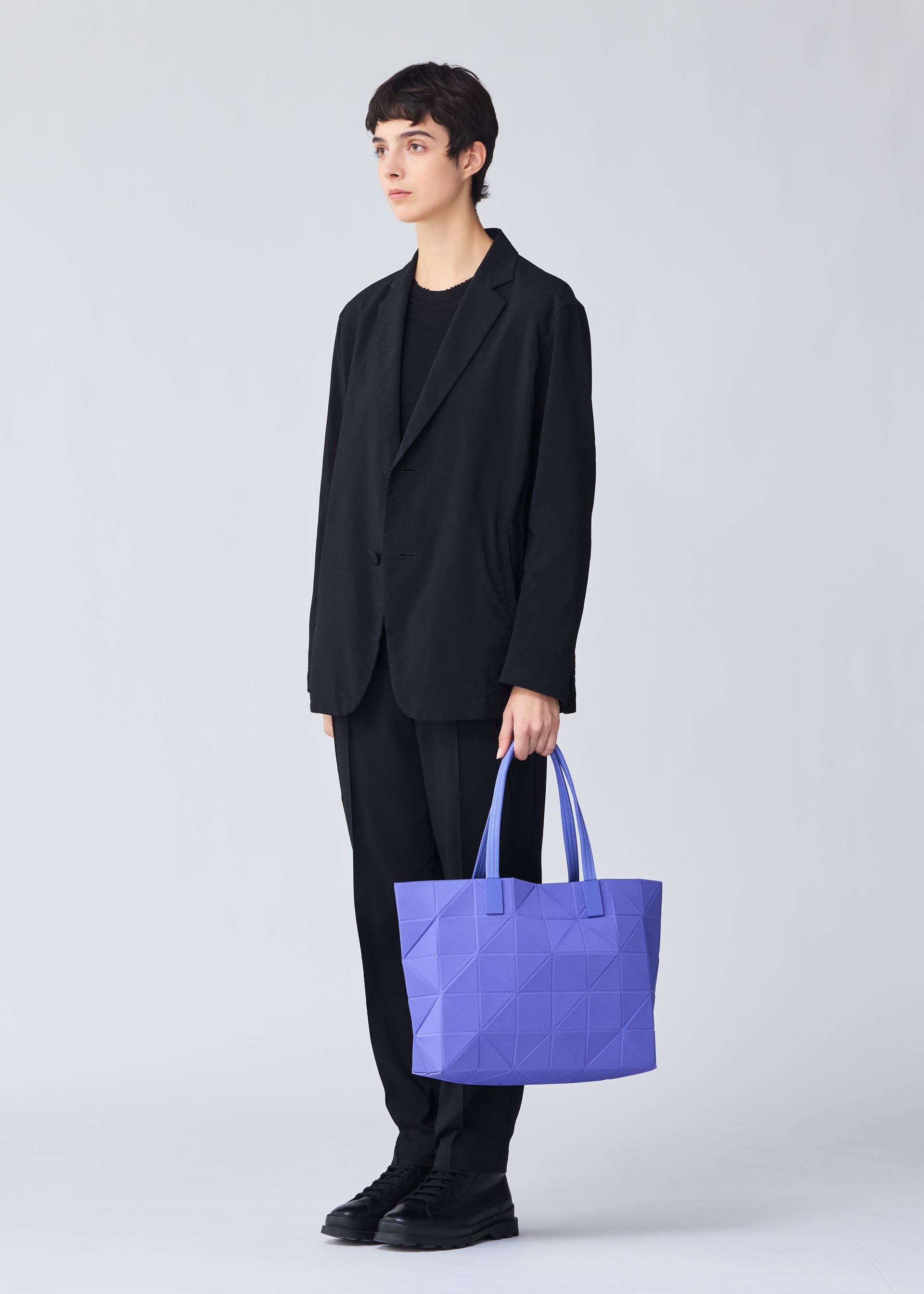 TRACK Handbag Purplish Blue – ISSEY MIYAKE EU