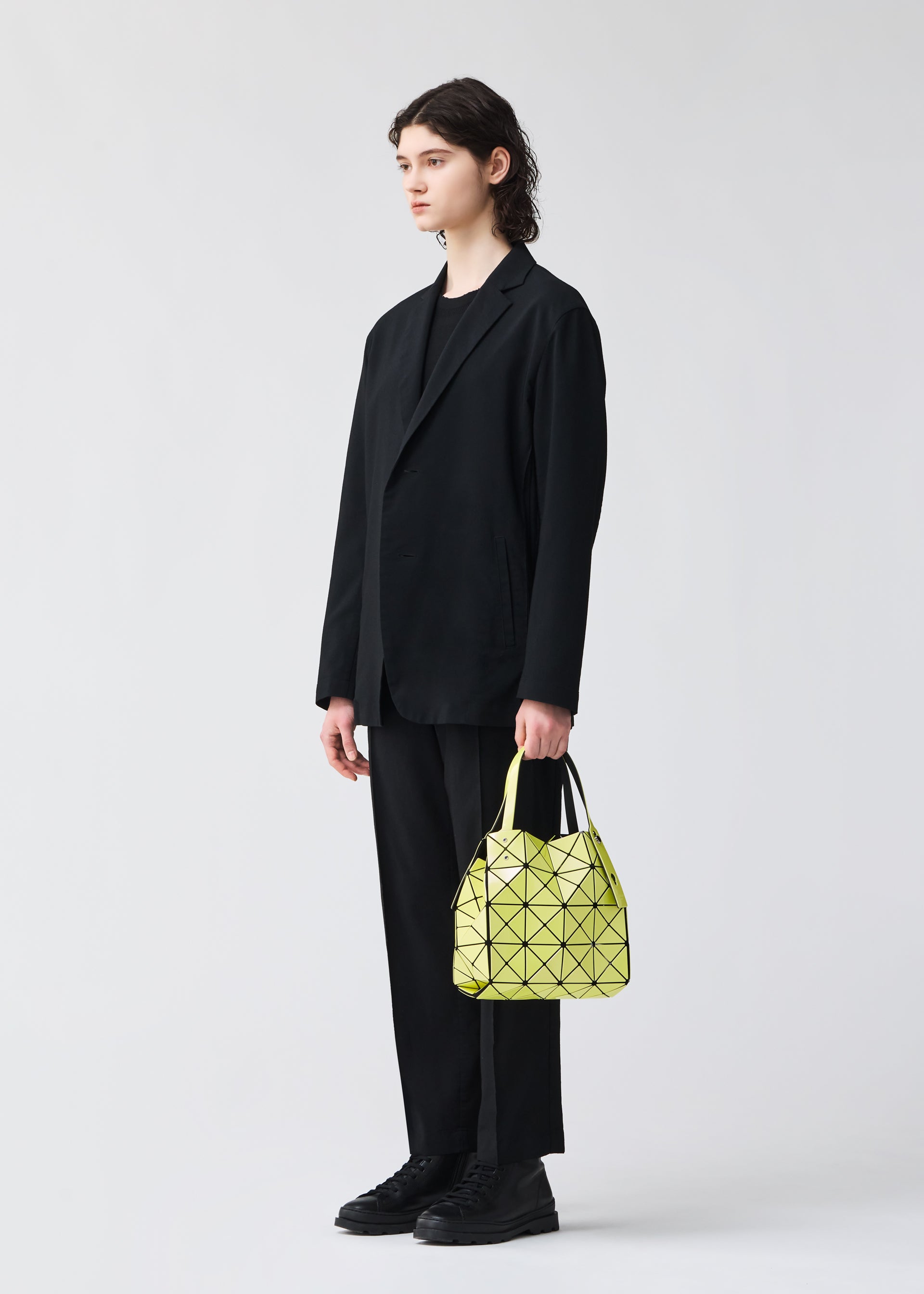 CARAT Handbag Blue – ISSEY MIYAKE EU