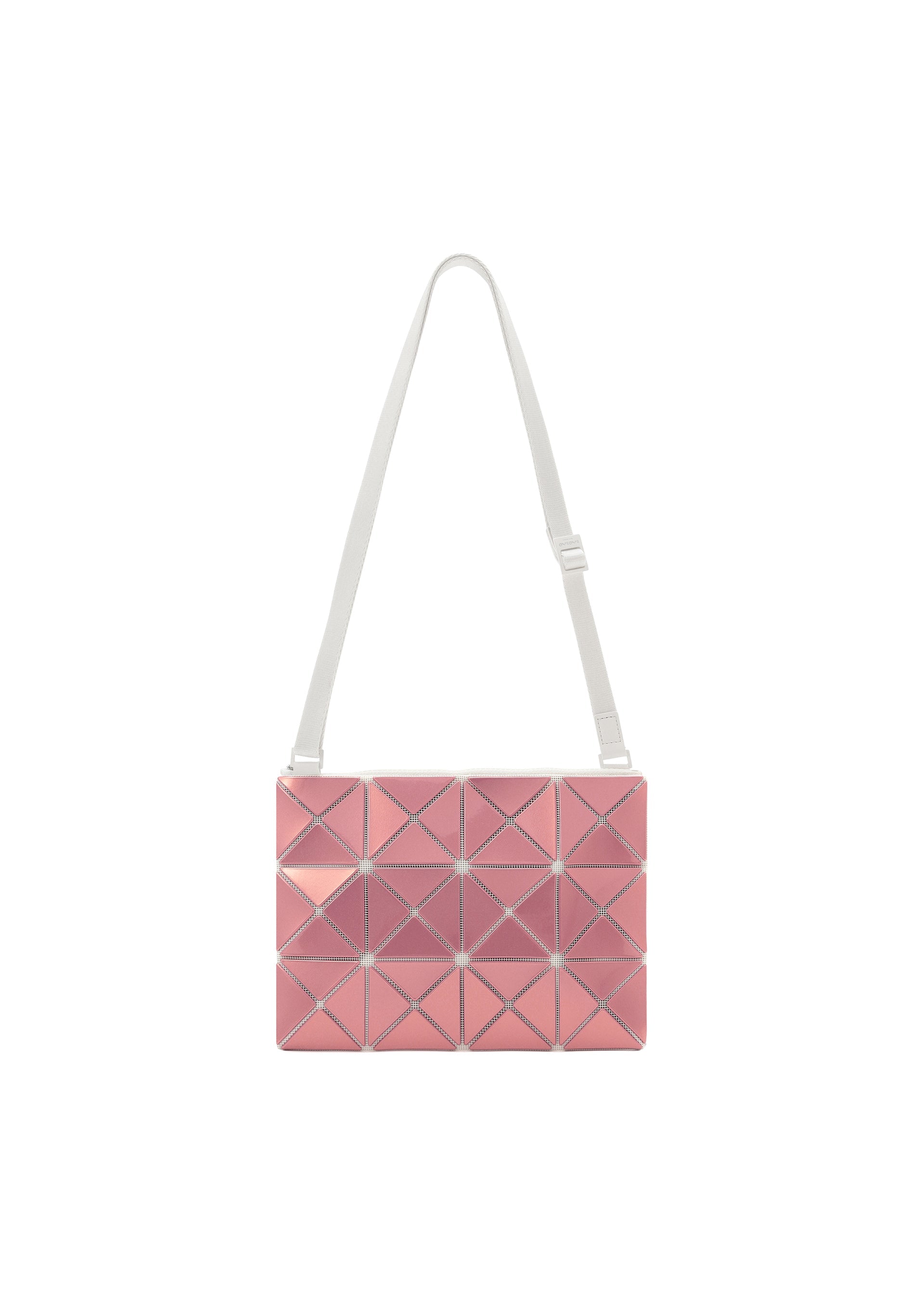 A product shot of the BAOBAO ISSEY MIYAKE LUCENT FLAP shoulder bag(3*4) in red (27), recurring_style.