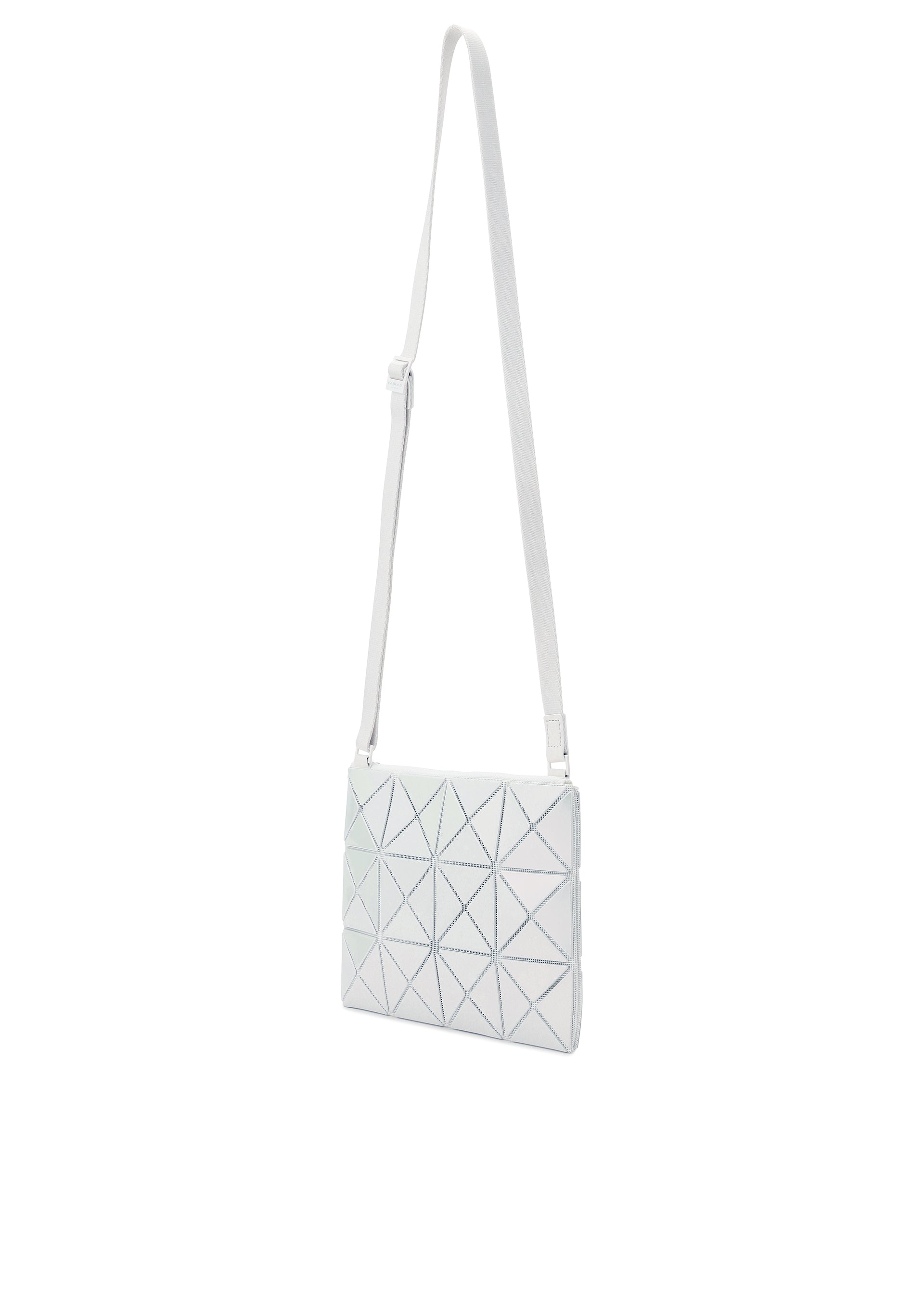 A detail shot of the BAOBAO ISSEY MIYAKE LUCENT FLAP shoulder bag(3*4).