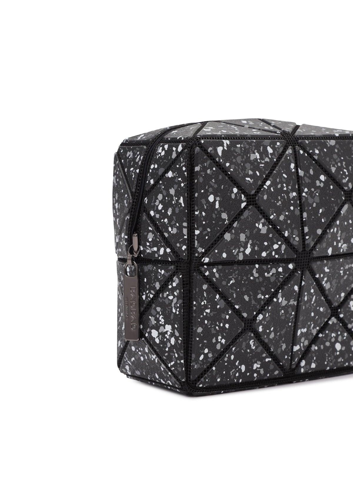 A detail shot of the BAOBAO ISSEY MIYAKE WEEKENDERM pouch.