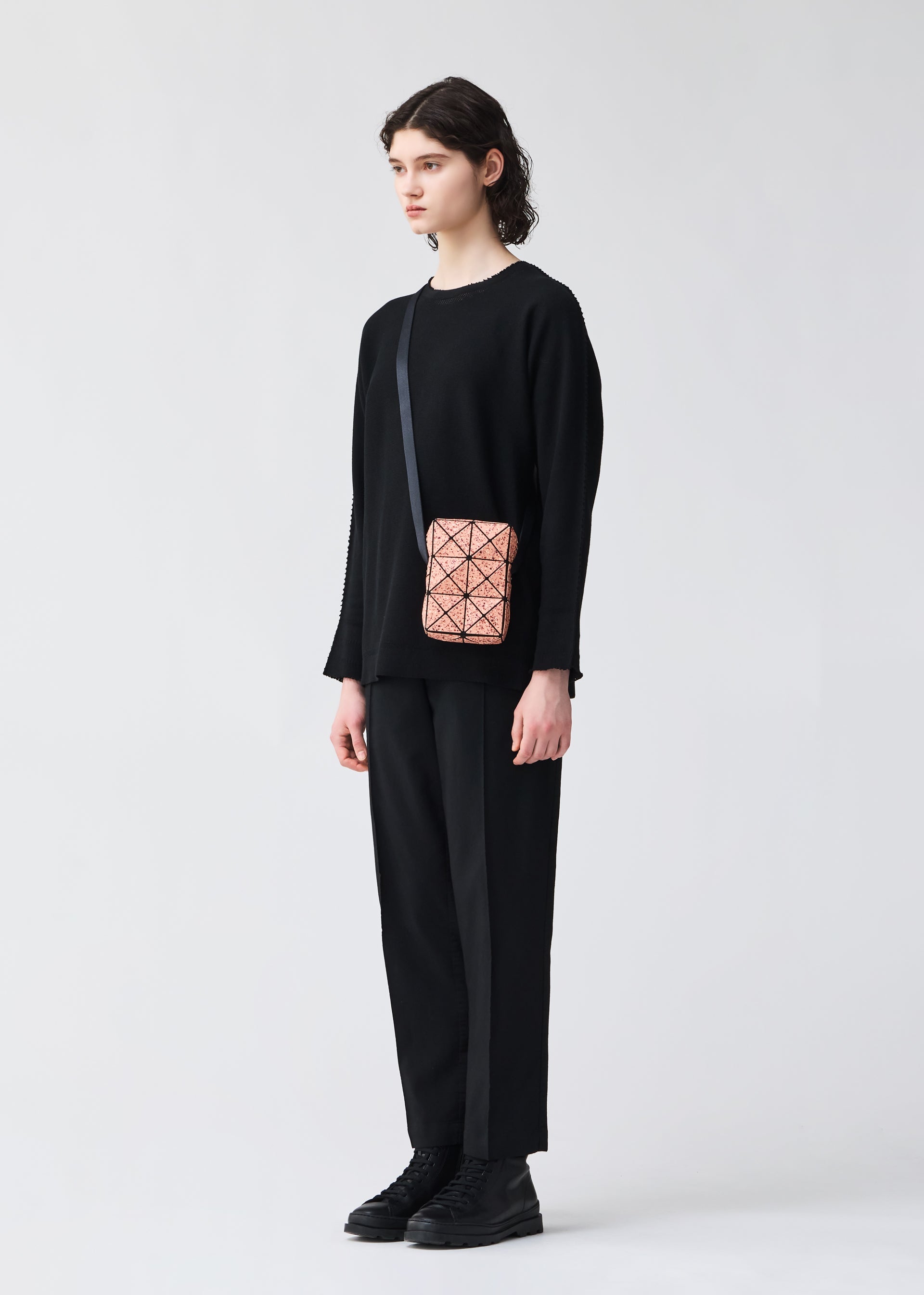 CITY Shoulder Bag Urban Black – ISSEY MIYAKE EU