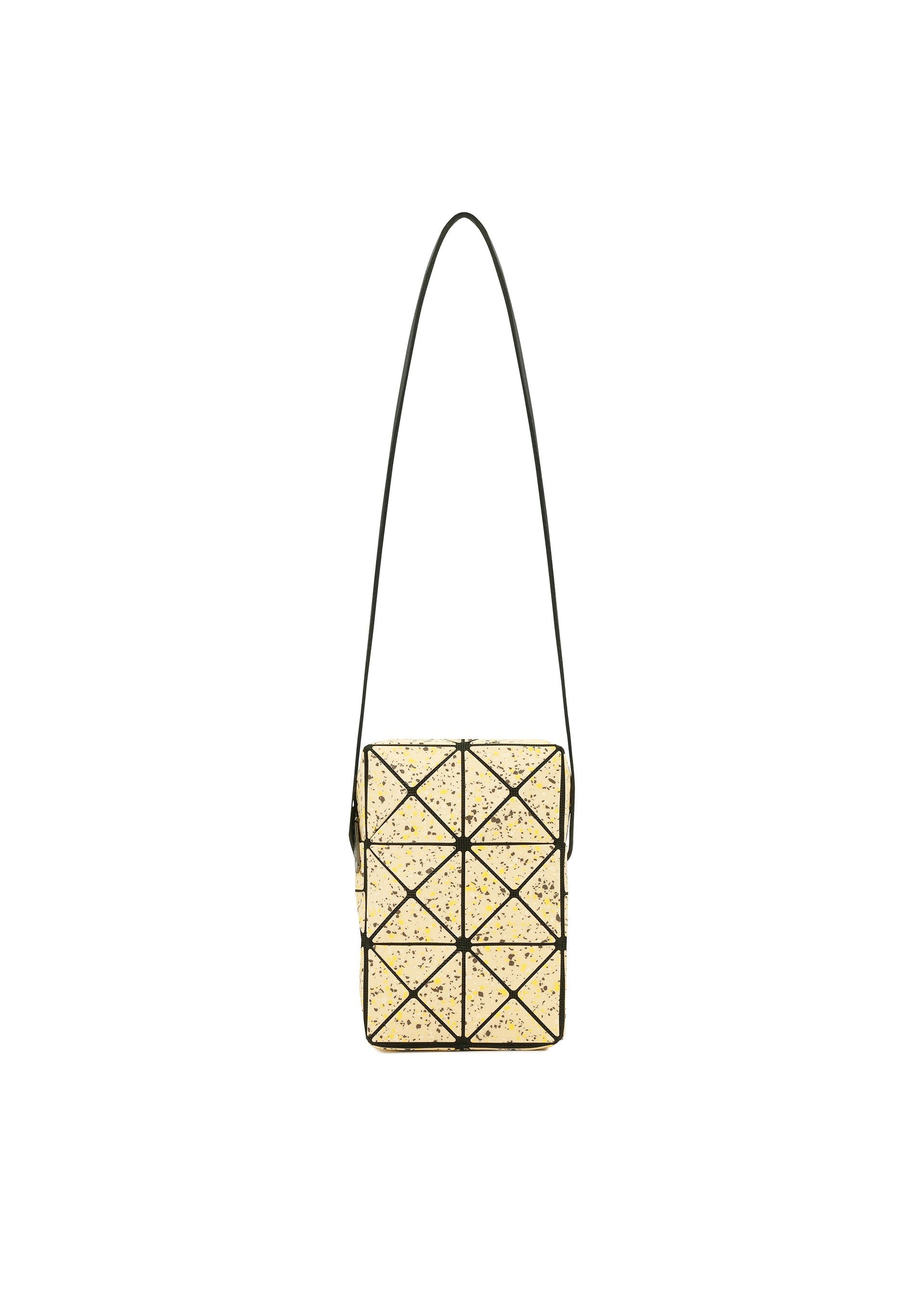 A product shot of the BAOBAO ISSEY MIYAKE WEEKENDERM shoulder bag in brown (47), recurring_style.