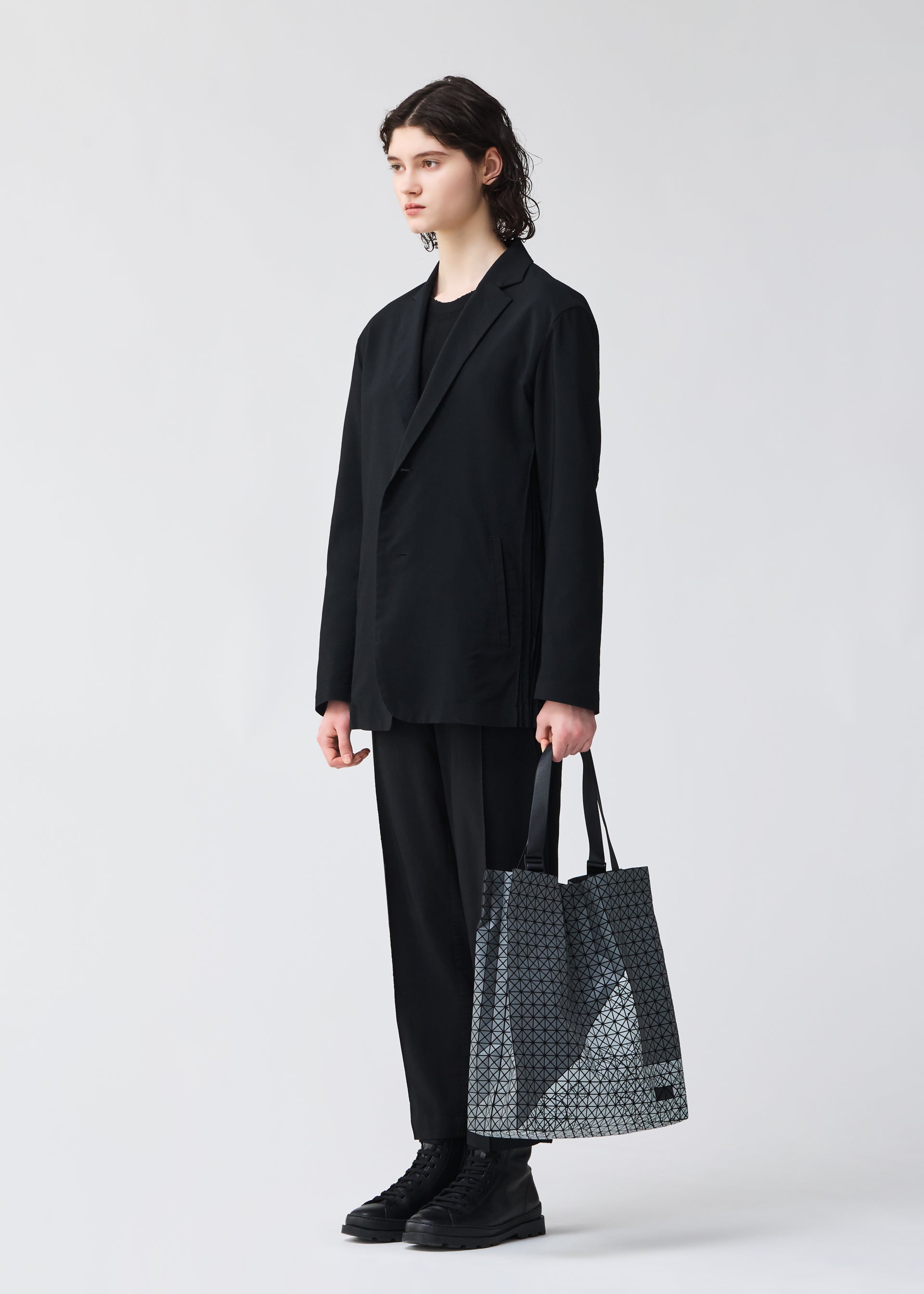 CART S AUTOBAHN Tote Bag Blue x Beige – ISSEY MIYAKE EU