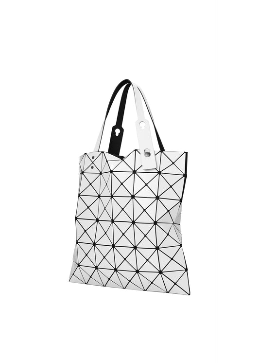 A detail shot of the BAO BAO ISSEY MIYAKE LUCENT tote bag.