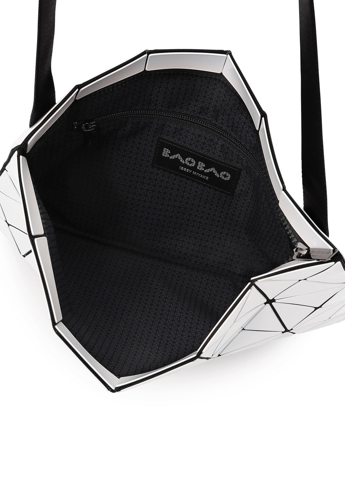 A detail shot of the BAO BAO ISSEY MIYAKE LUCENT shoulder bag.