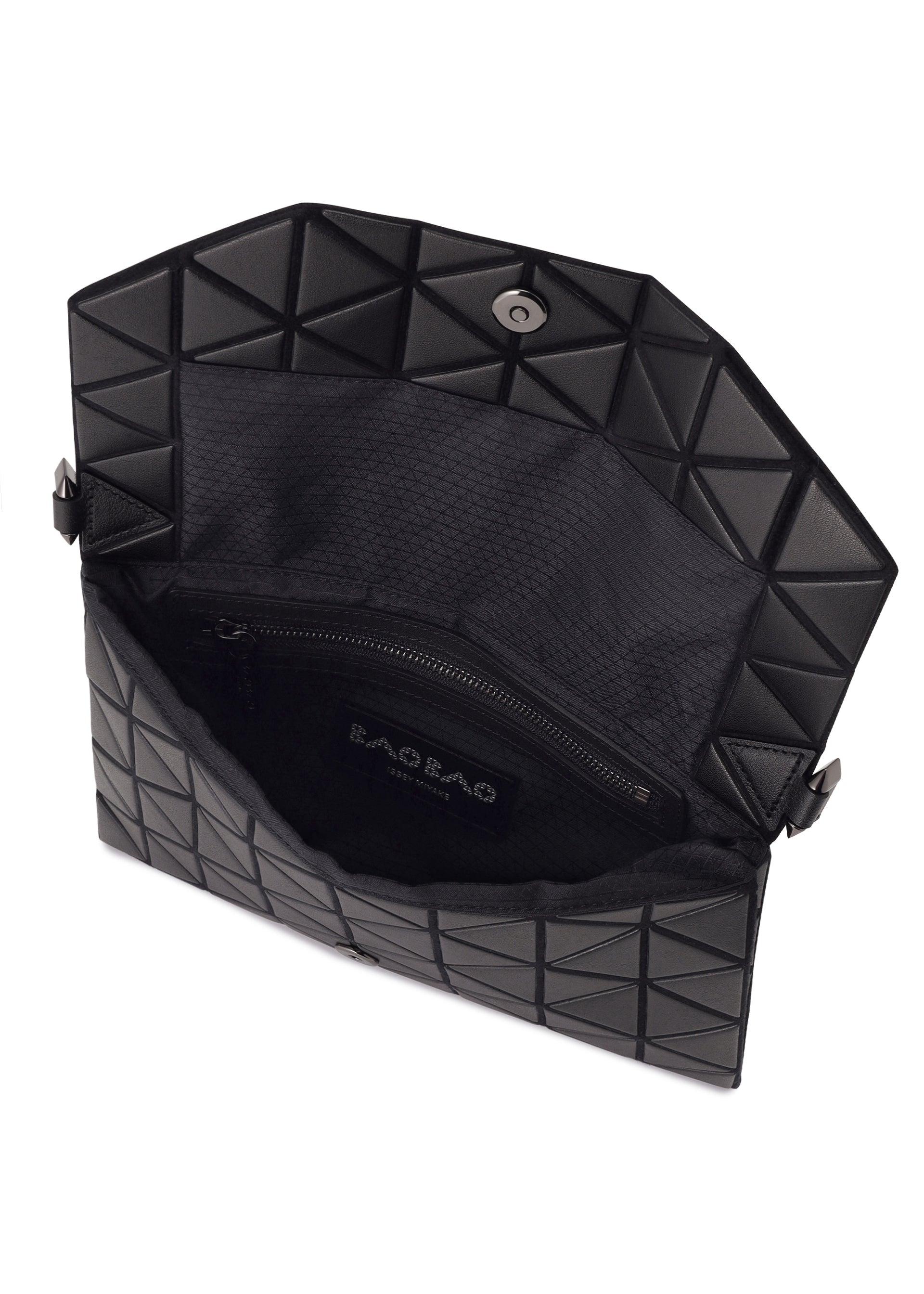 A detail shot of the BAO BAO ISSEY MIYAKE TONNEAU MATTE shoulder bag.