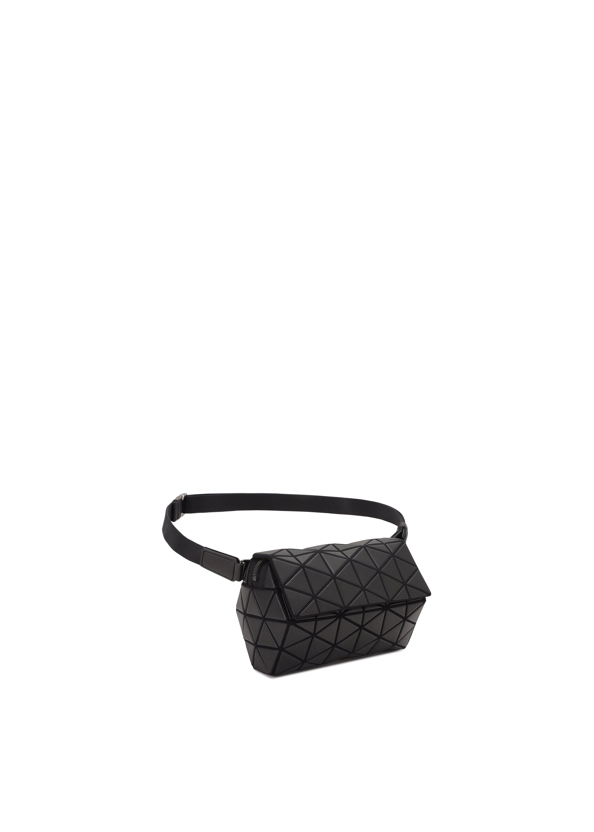 PYRAMID MATTE Bag Matte Black – ISSEY MIYAKE EU