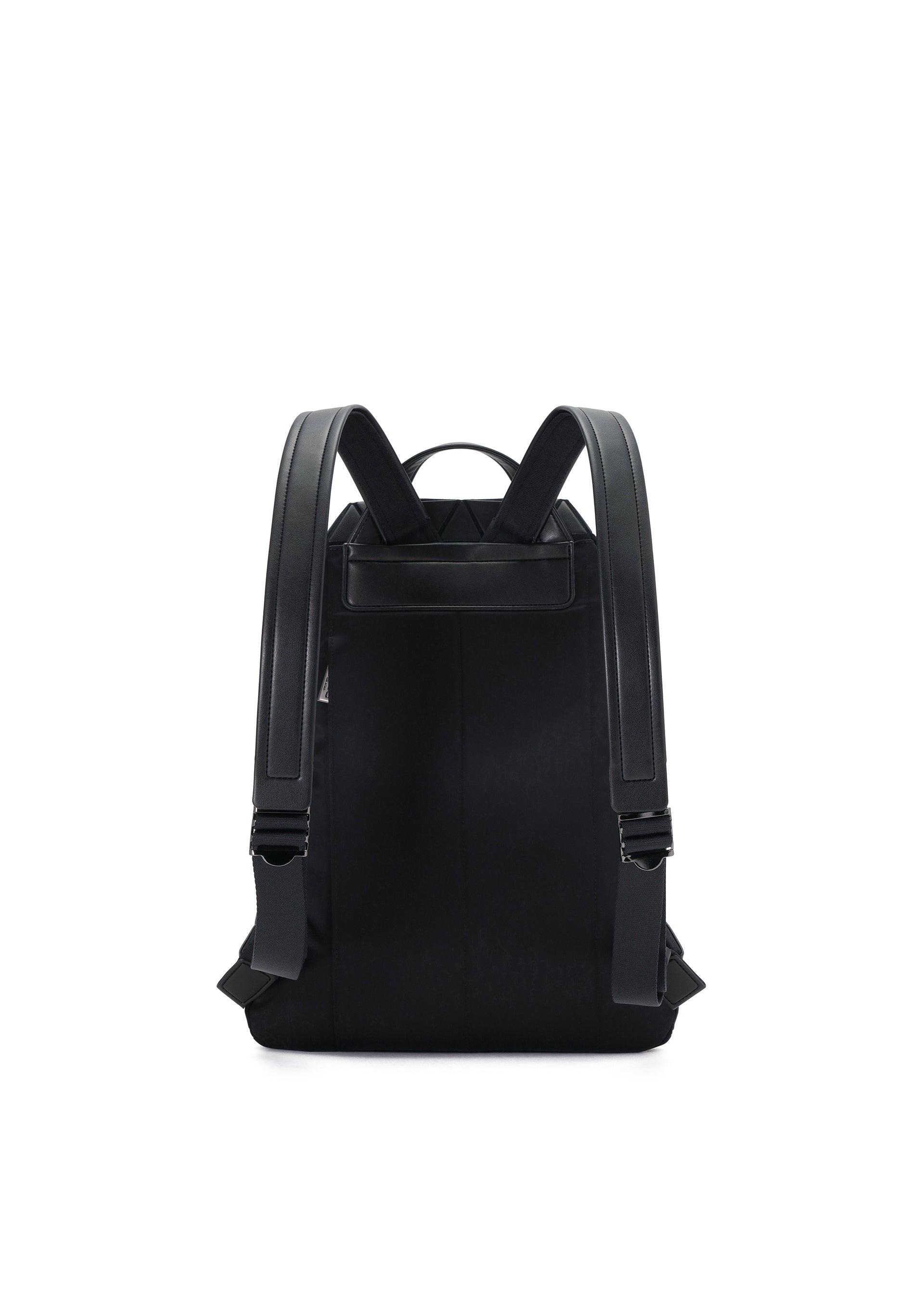 PYRAMID MATTE Backpack Matte Black – ISSEY MIYAKE EU