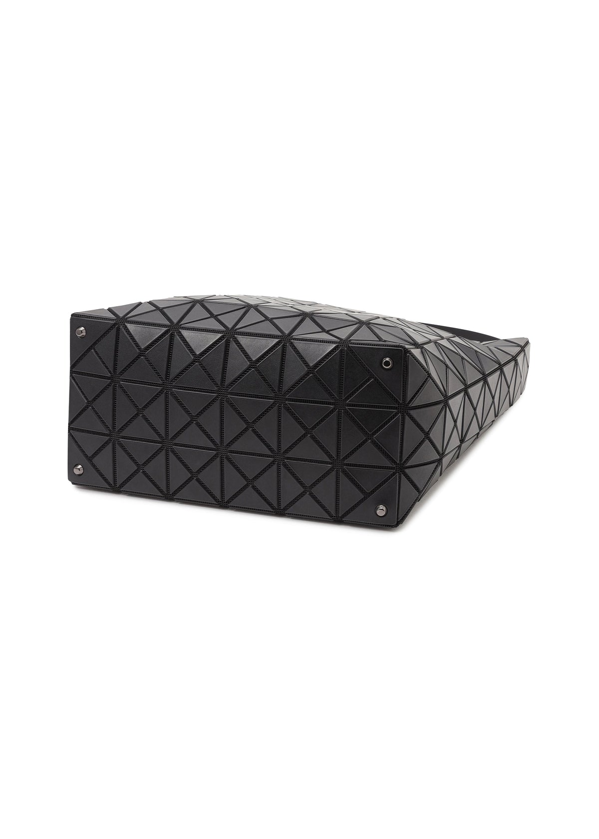 A detail shot of the BAO BAO ISSEY MIYAKE VALLEY hand bag.