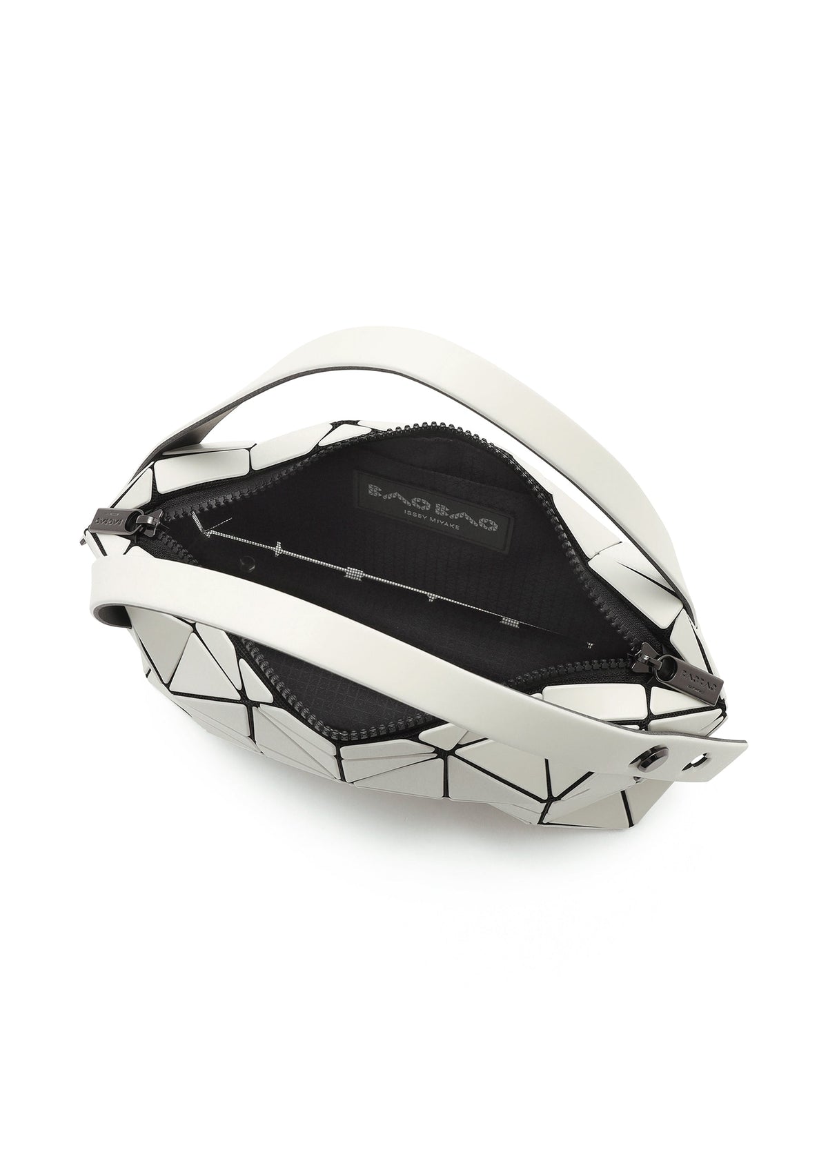 A detail shot of the BAO BAO ISSEY MIYAKE BOSTON hand bag.