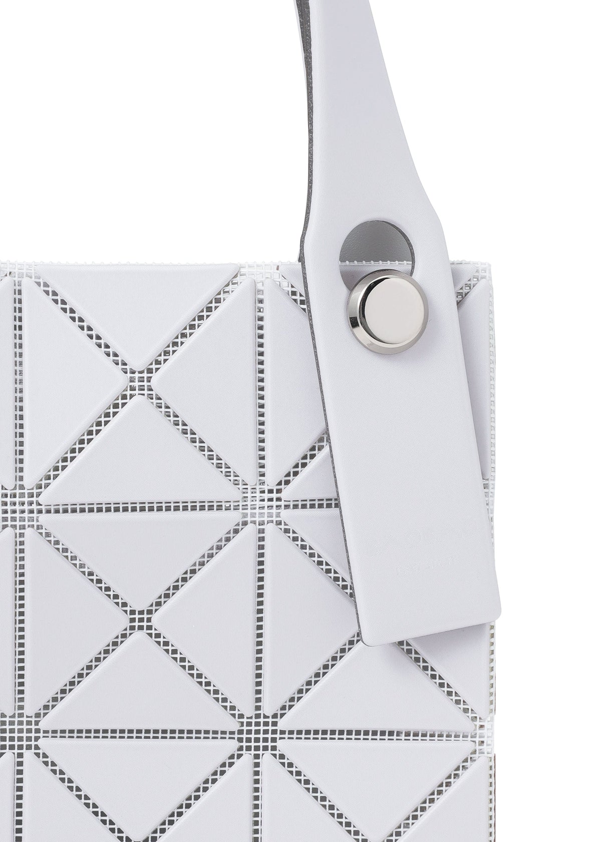 A detail shot of the BAO BAO ISSEY MIYAKE PRISM PLUS tote bag.