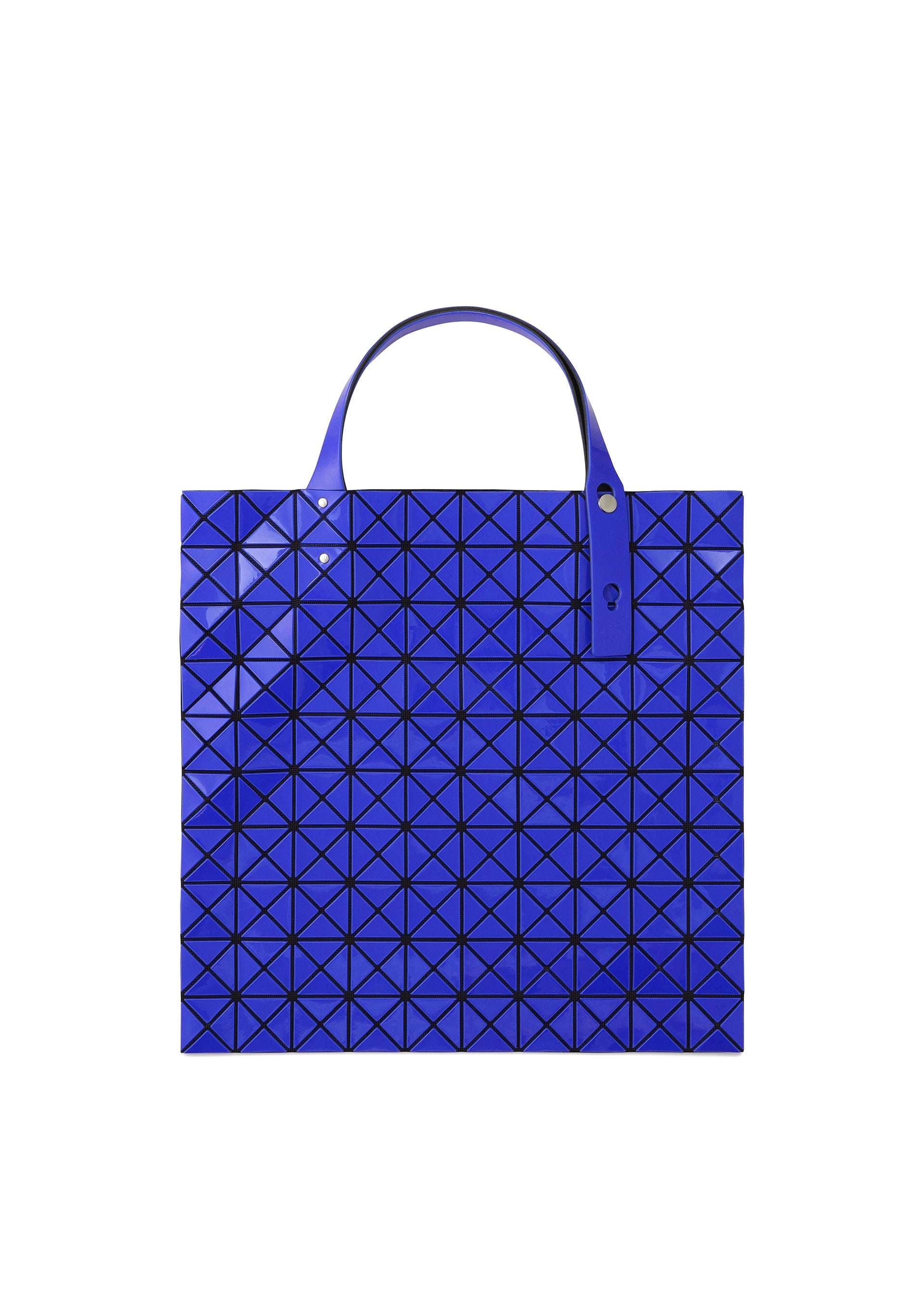 A detail shot of the BAO BAO ISSEY MIYAKE PRISM GLOSS tote bag.