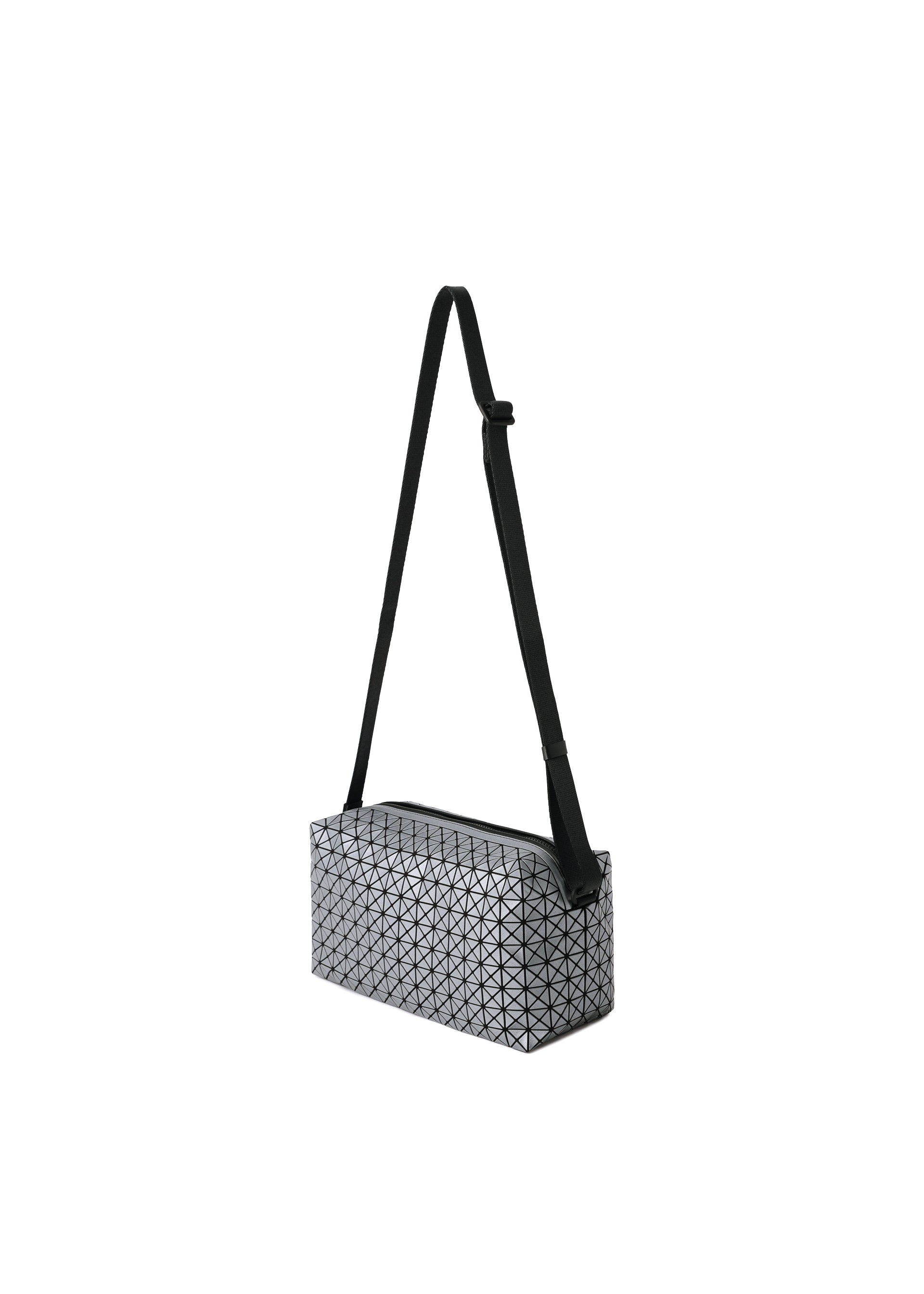 SADDLE BAG REFLECTOR Shoulder bag Gunmetal – ISSEY MIYAKE EU