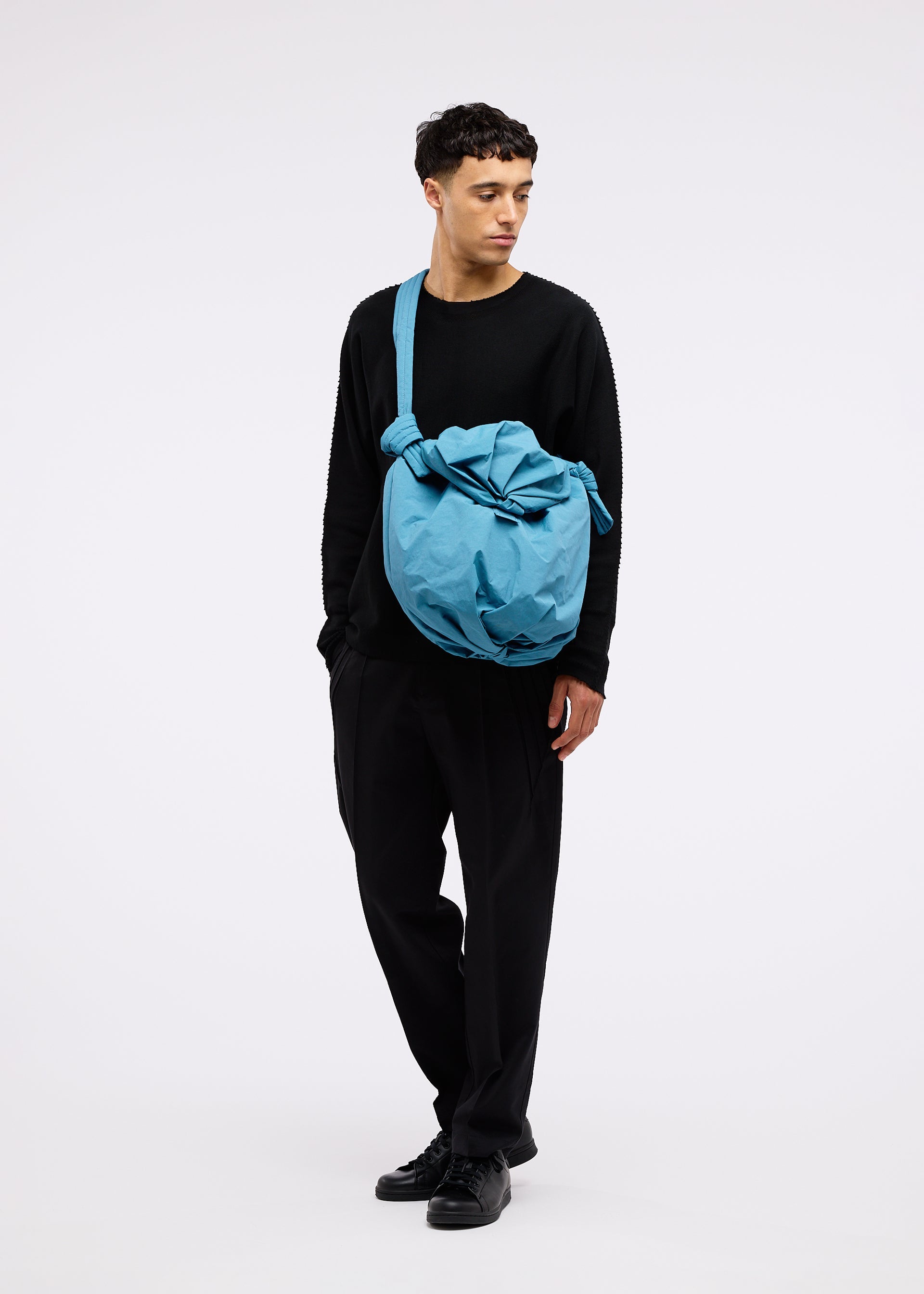 FUWA FUWA Shoulder Bag Black – ISSEY MIYAKE EU