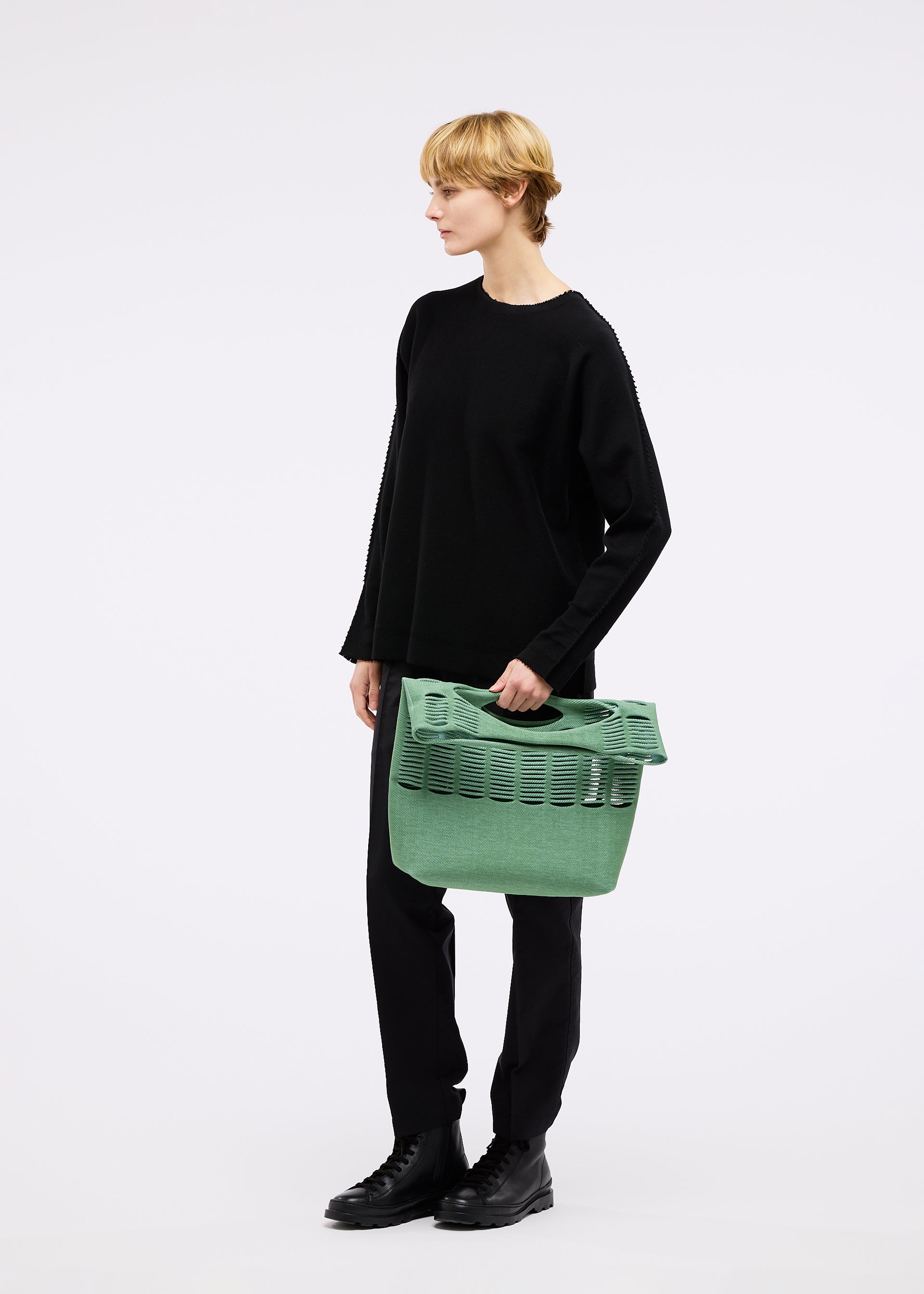 MOKKO TWILL Tote Bag Black x Grey – ISSEY MIYAKE EU