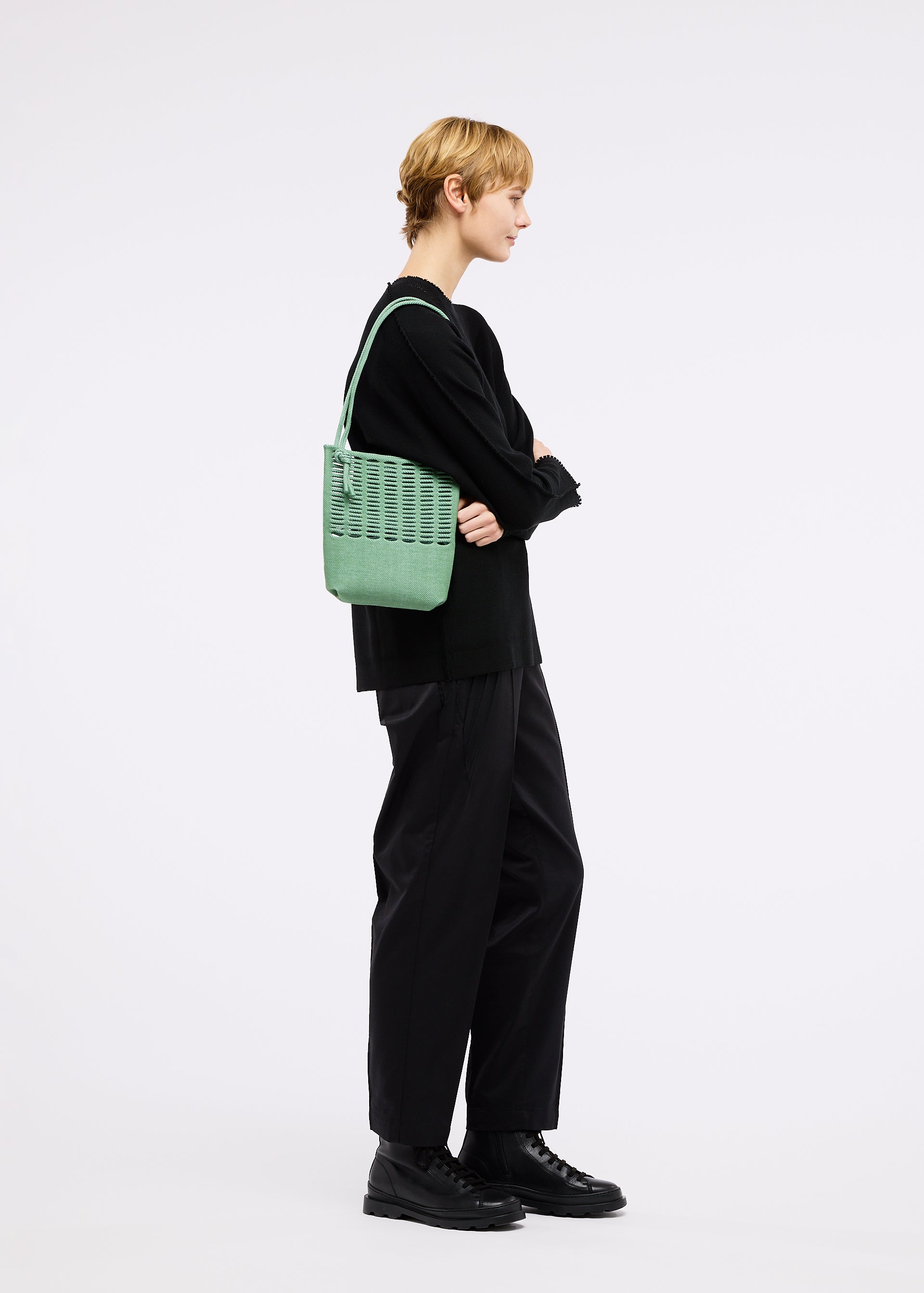 MOKKO TWILL Shoulder Bag Celadon Green x Powder Blue – ISSEY