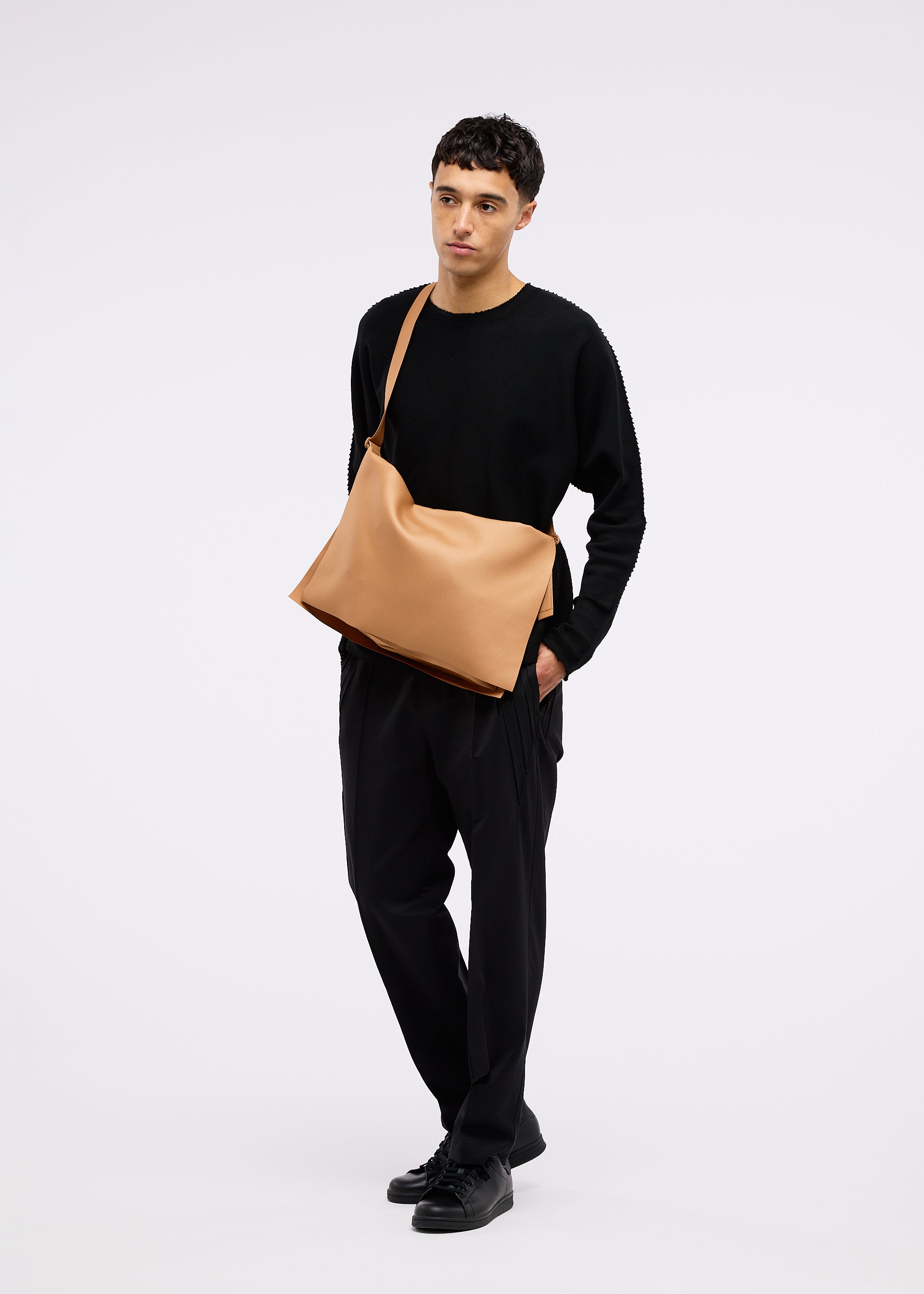 ROLL Bag Light Green – ISSEY MIYAKE EU