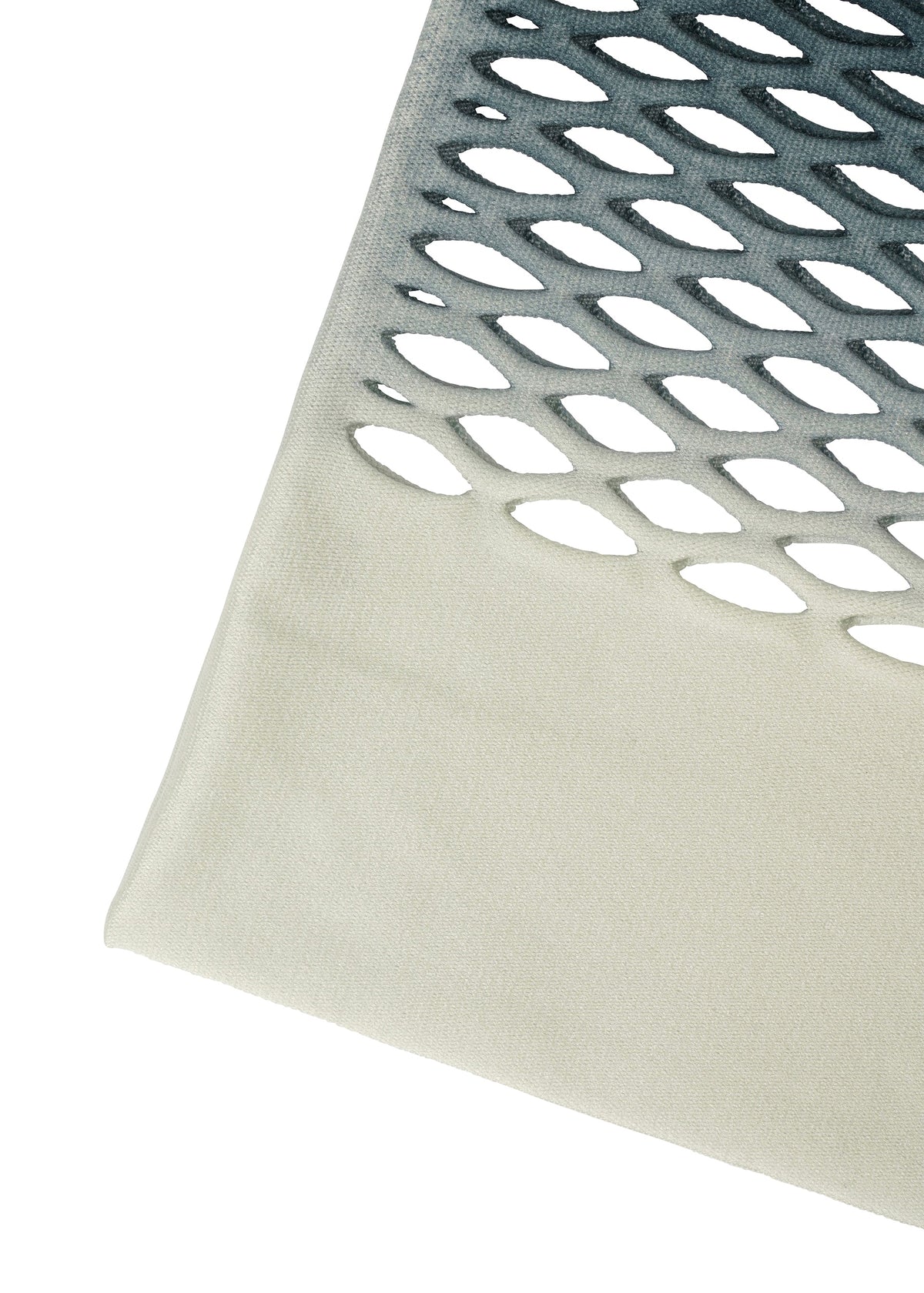 A detail shot of the GOOD GOODS ISSEY MIYAKE MOKKO NET GRADATION gg66ag37374os.