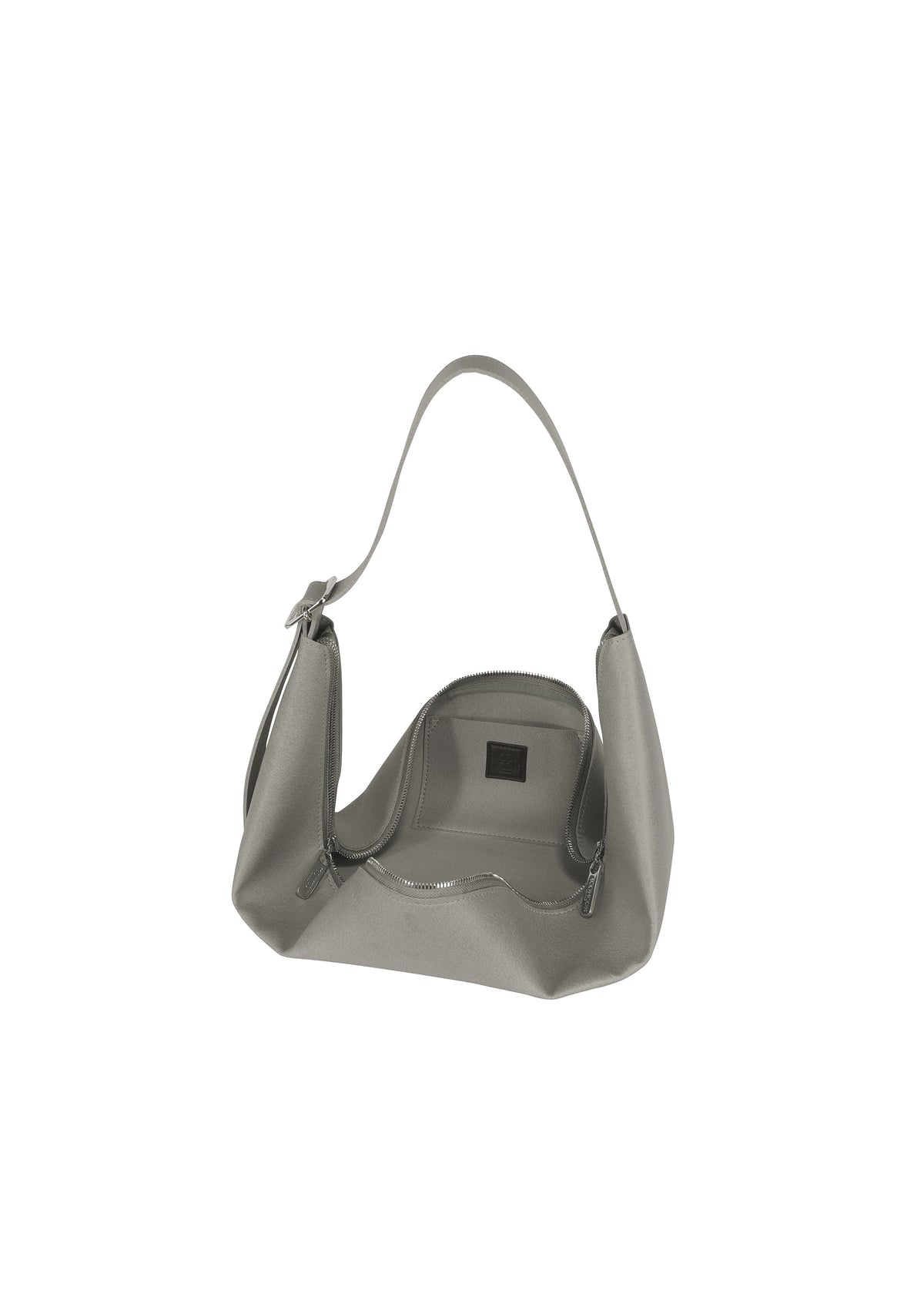 A detail shot of the GOOD GOODS ISSEY MIYAKE LEAF bag.