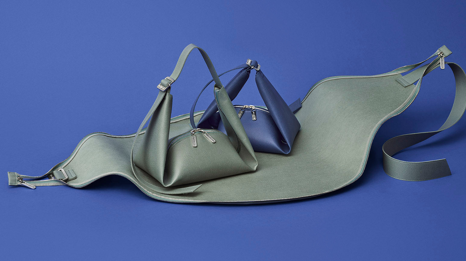 GOOD GOODS ISSEY MIYAKE ITEM SERIES LEAF – ISSEY MIYAKE EU GOOD GOODS ISSEY MIYAKE ITEM SERIES LEAF – ISSEY MIYAKE EU