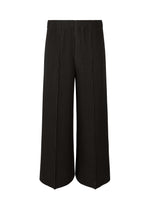MC DECEMBER Trousers Black