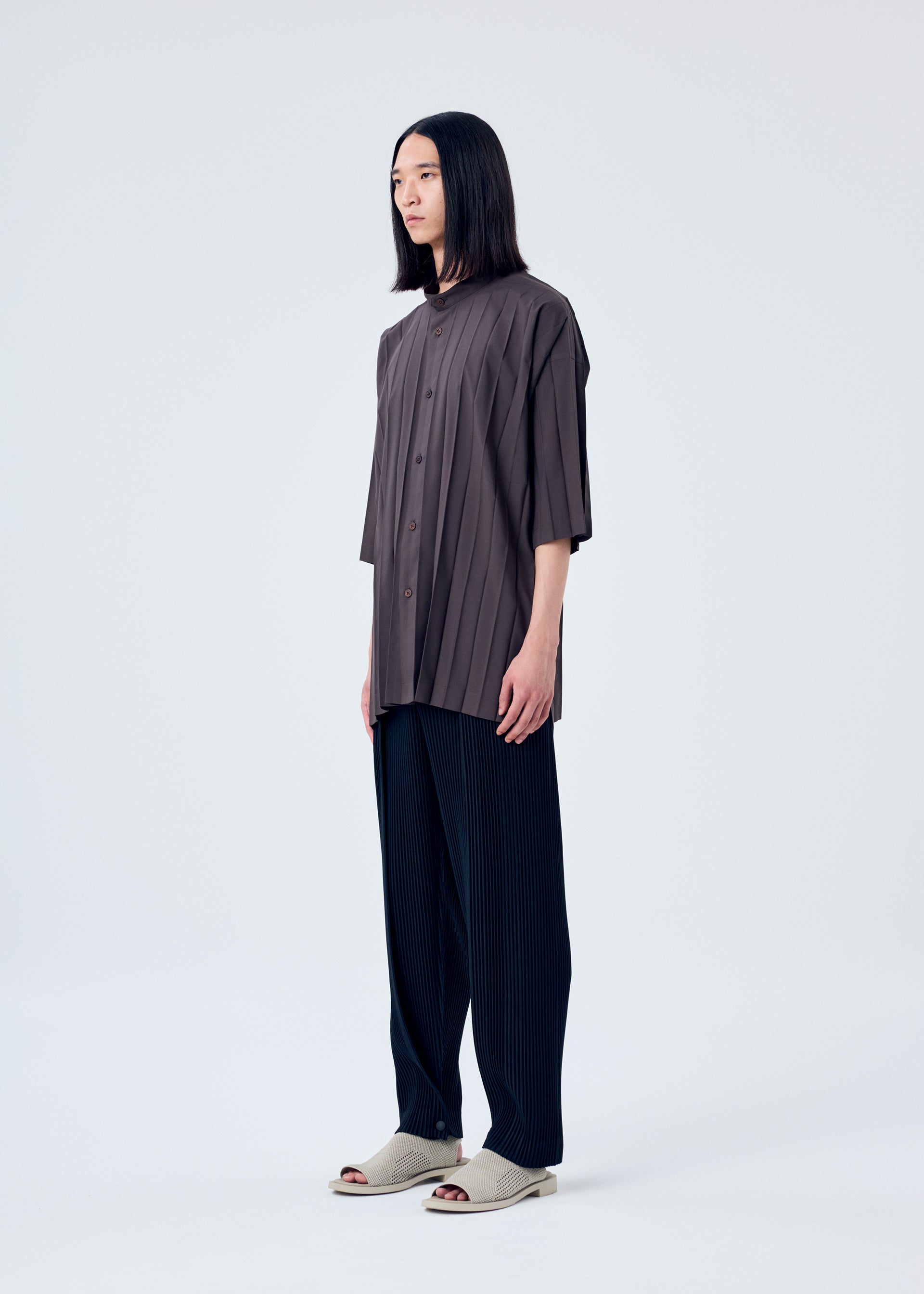 PLEATS BOTTOMS 1 Trousers Pistachio Green – ISSEY MIYAKE EU