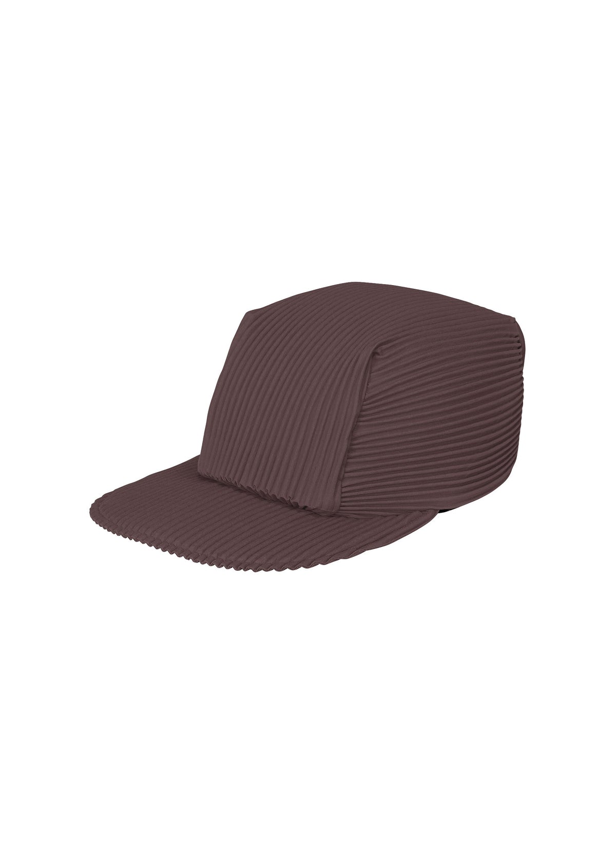 A product shot of the HOMME PLISSÉ ISSEY MIYAKE PLEATS CAP hat in dark purple (88).