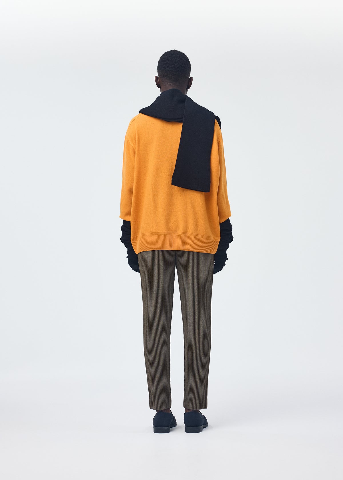 CASHMERE WINTER GEAR Stole Black