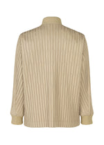 A detail shot of the Homme Plisse Issey Miyake PADDED PLEATS prêt à porter.