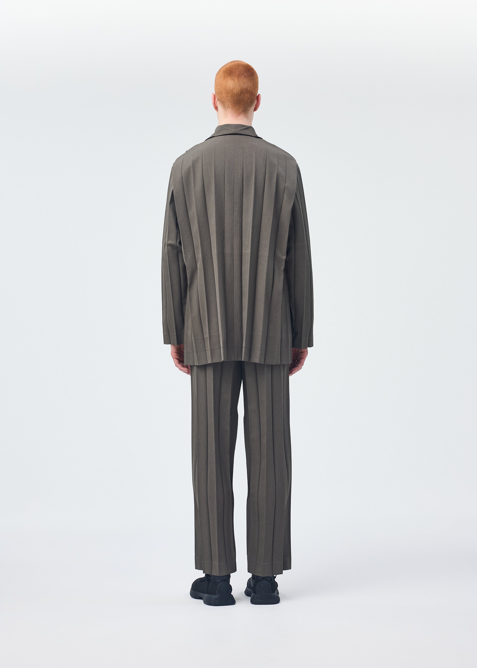 EDGE ENSEMBLE Jacket Khaki – ISSEY MIYAKE EU