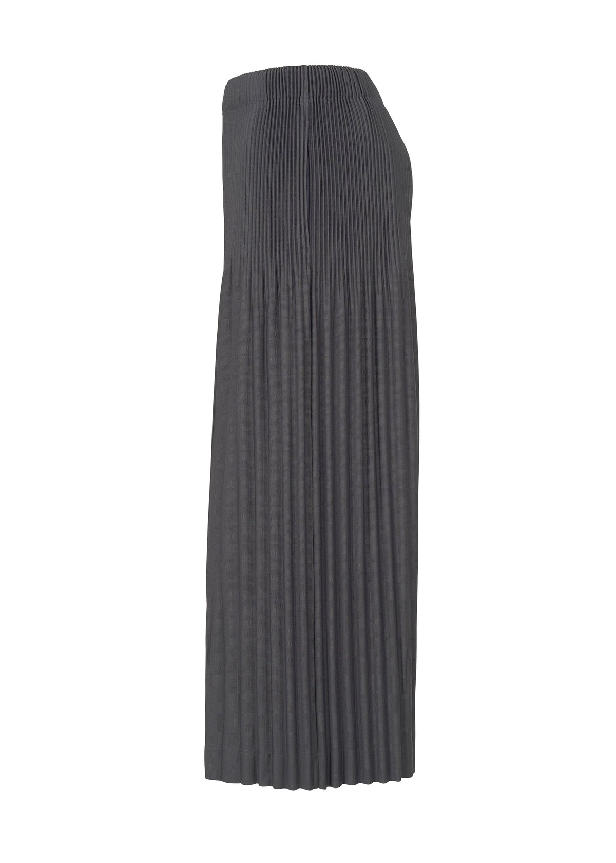 A detail shot of the Homme Plisse Issey Miyake MONTHLY COLORS : DECEMBER trousers.