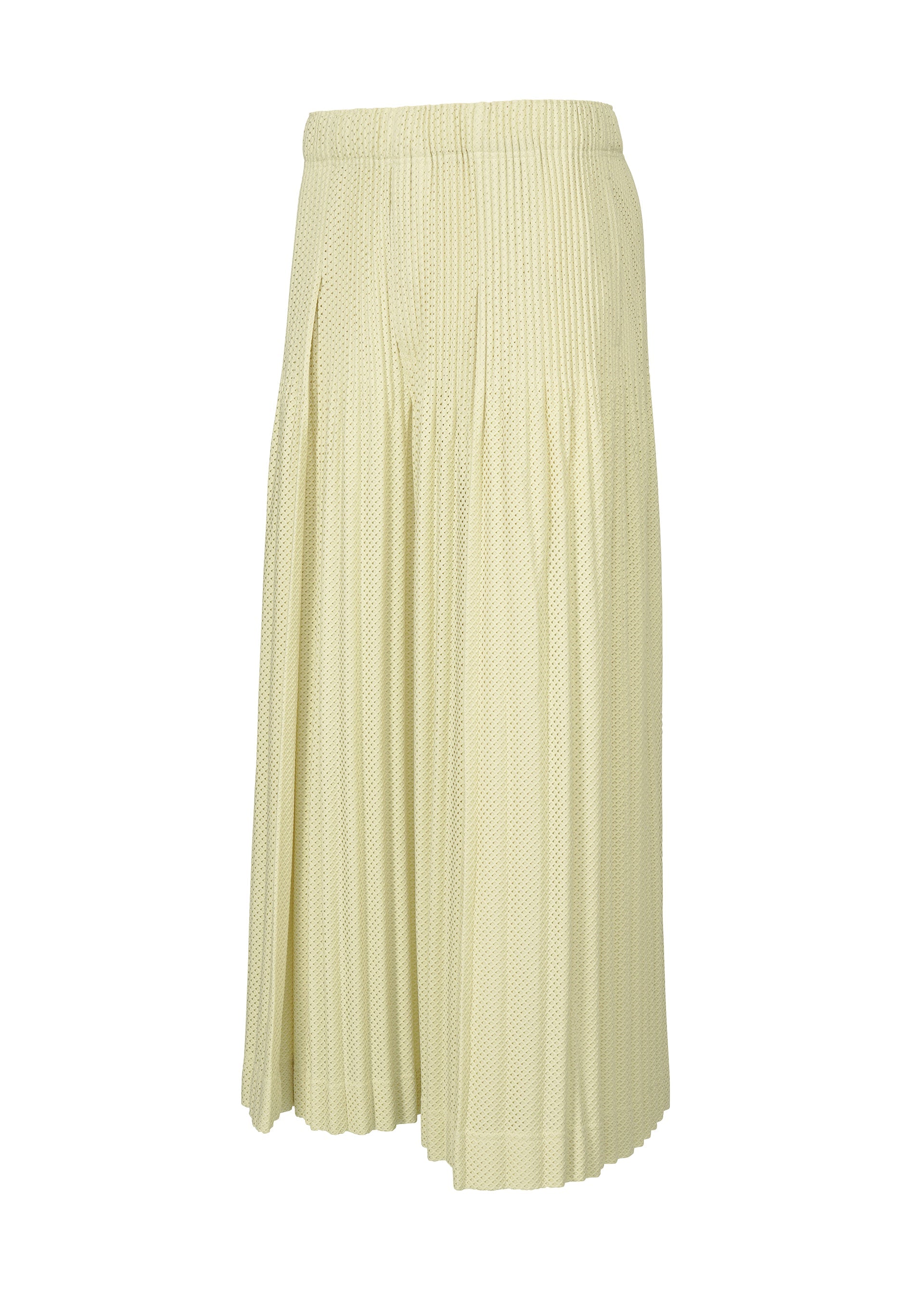 A detail shot of the Homme Plisse Issey Miyake WICKERWORK MESH trousers.