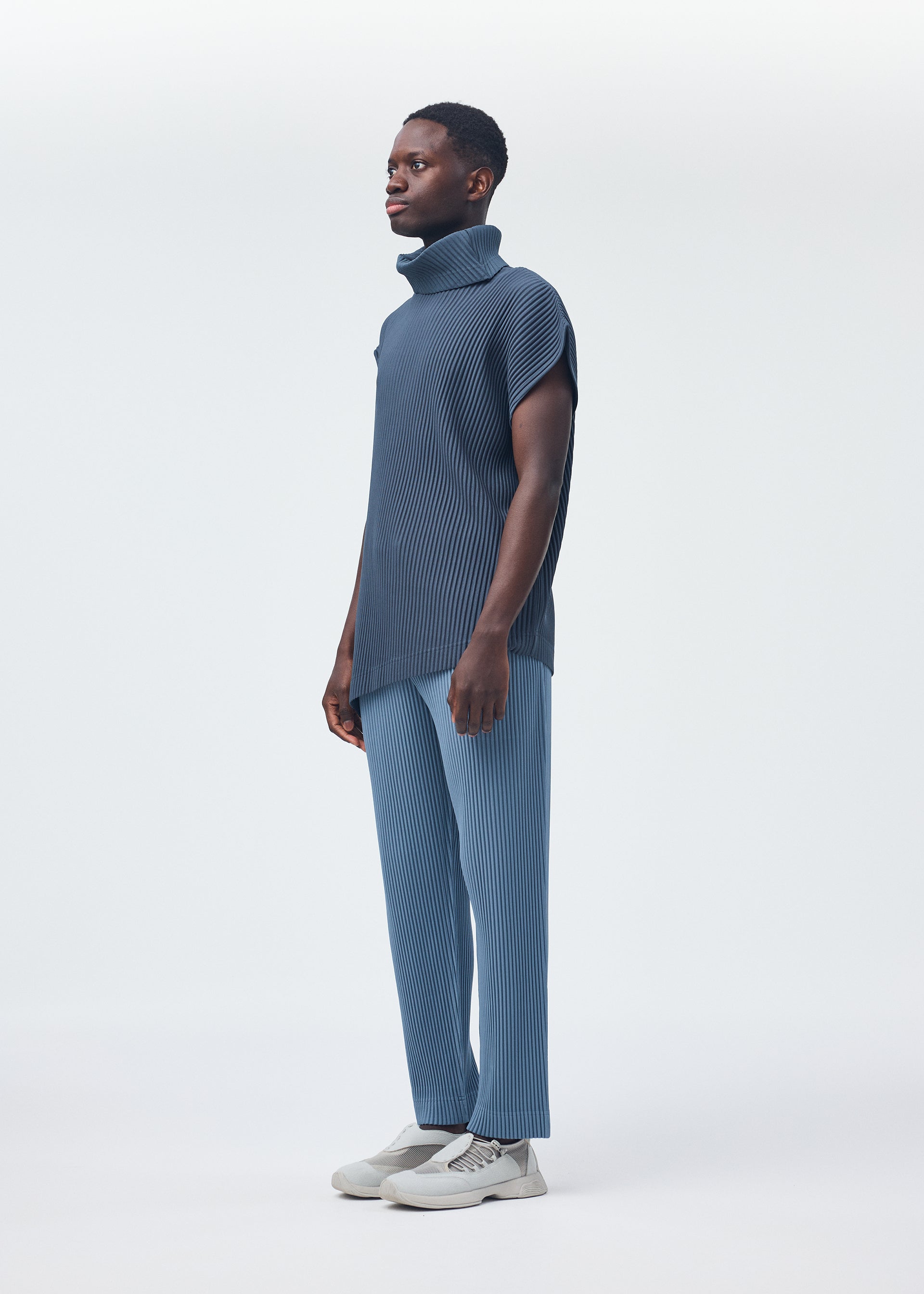 【HOMME PLISSÉ ISSEY MIYAKE】ANGULAR STONE ANGULAR STONE – ISSEY MIYAKE ONLINE STORE