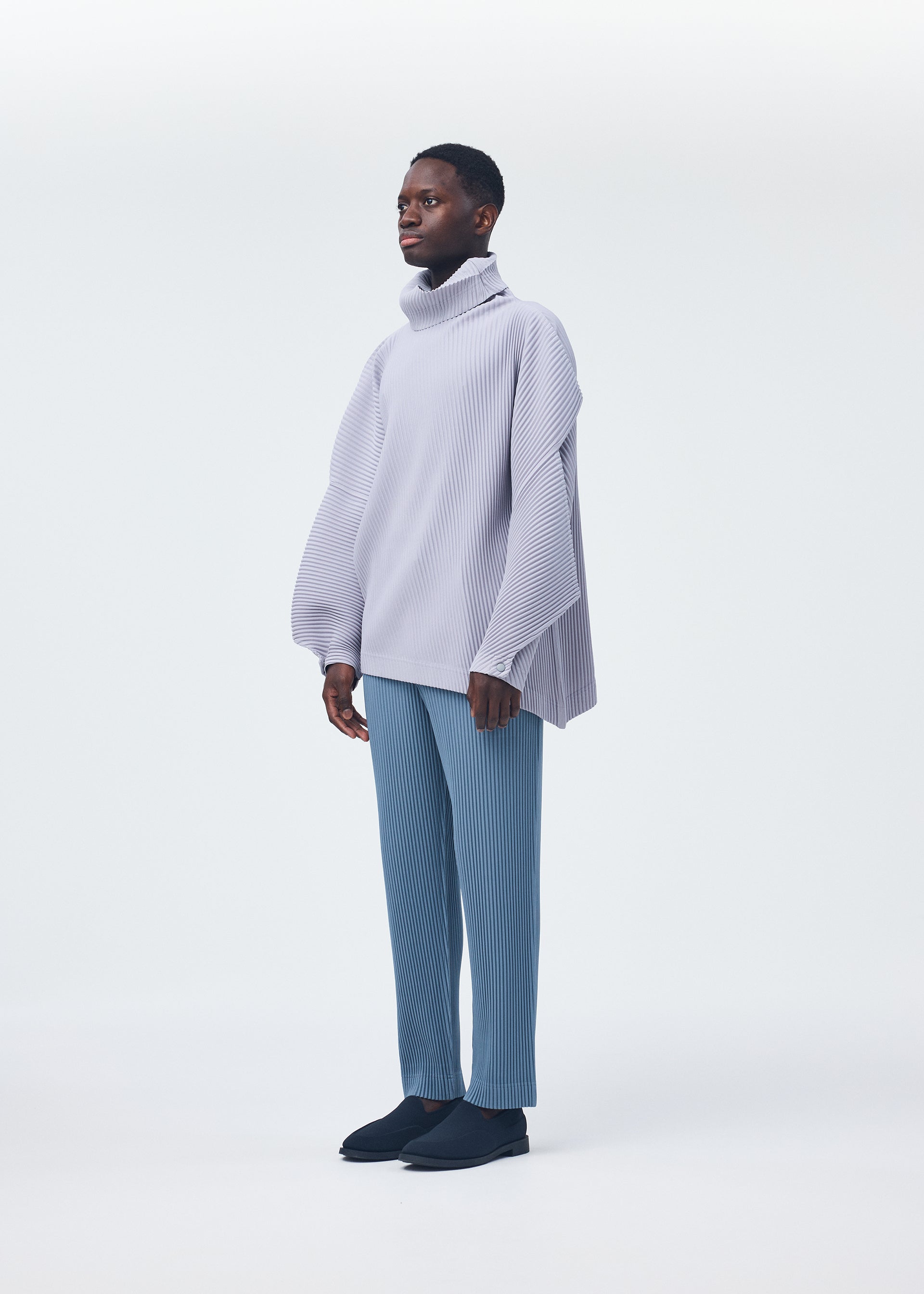 ANGULAR STONE Top Chert Blue – ISSEY MIYAKE EU