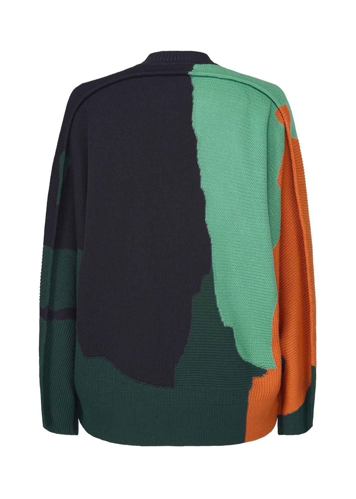 A detail shot of the Homme Plisse Issey Miyake AGATE KNIT top.