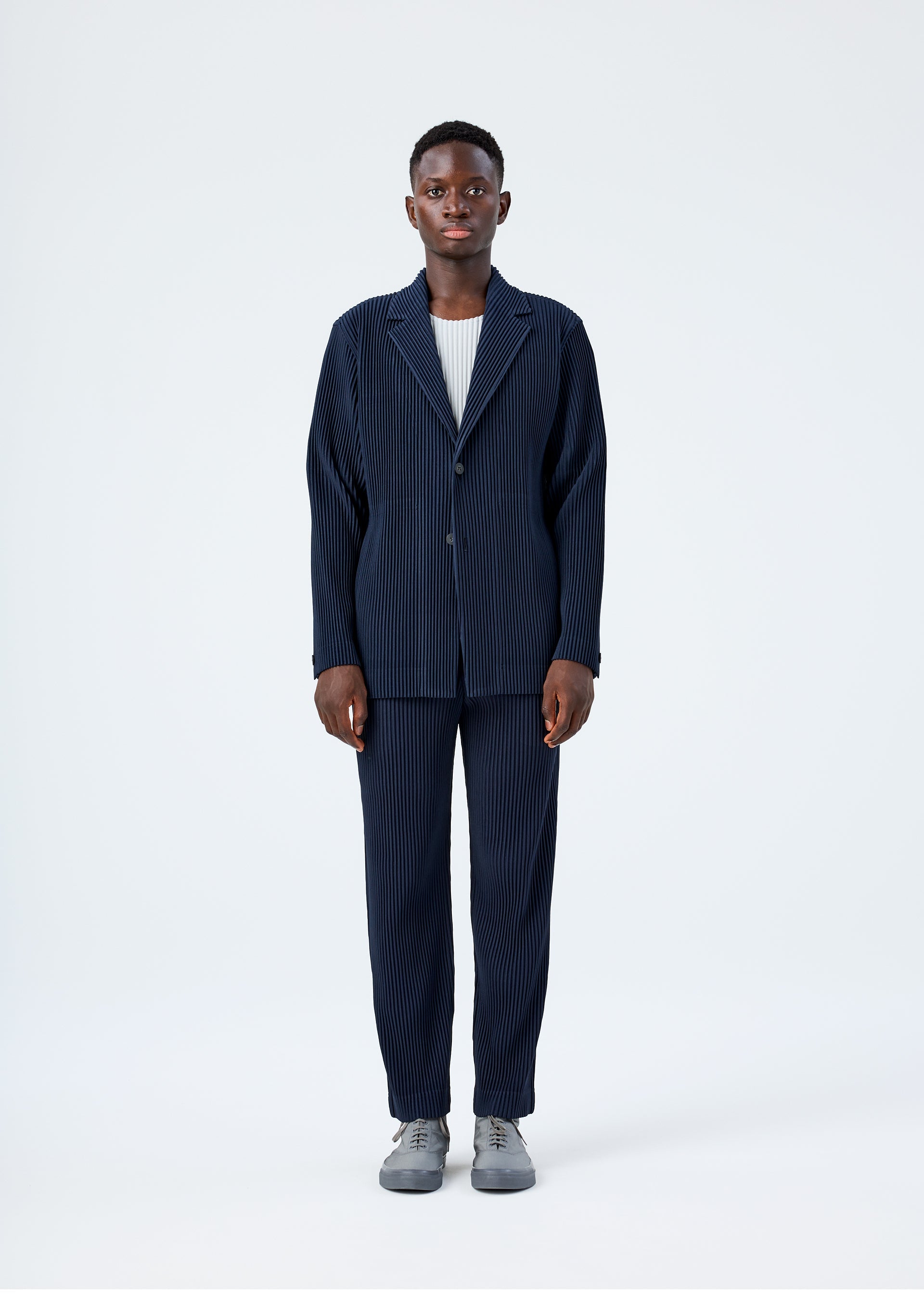 BASICS Jacket Light Grey – ISSEY MIYAKE EU