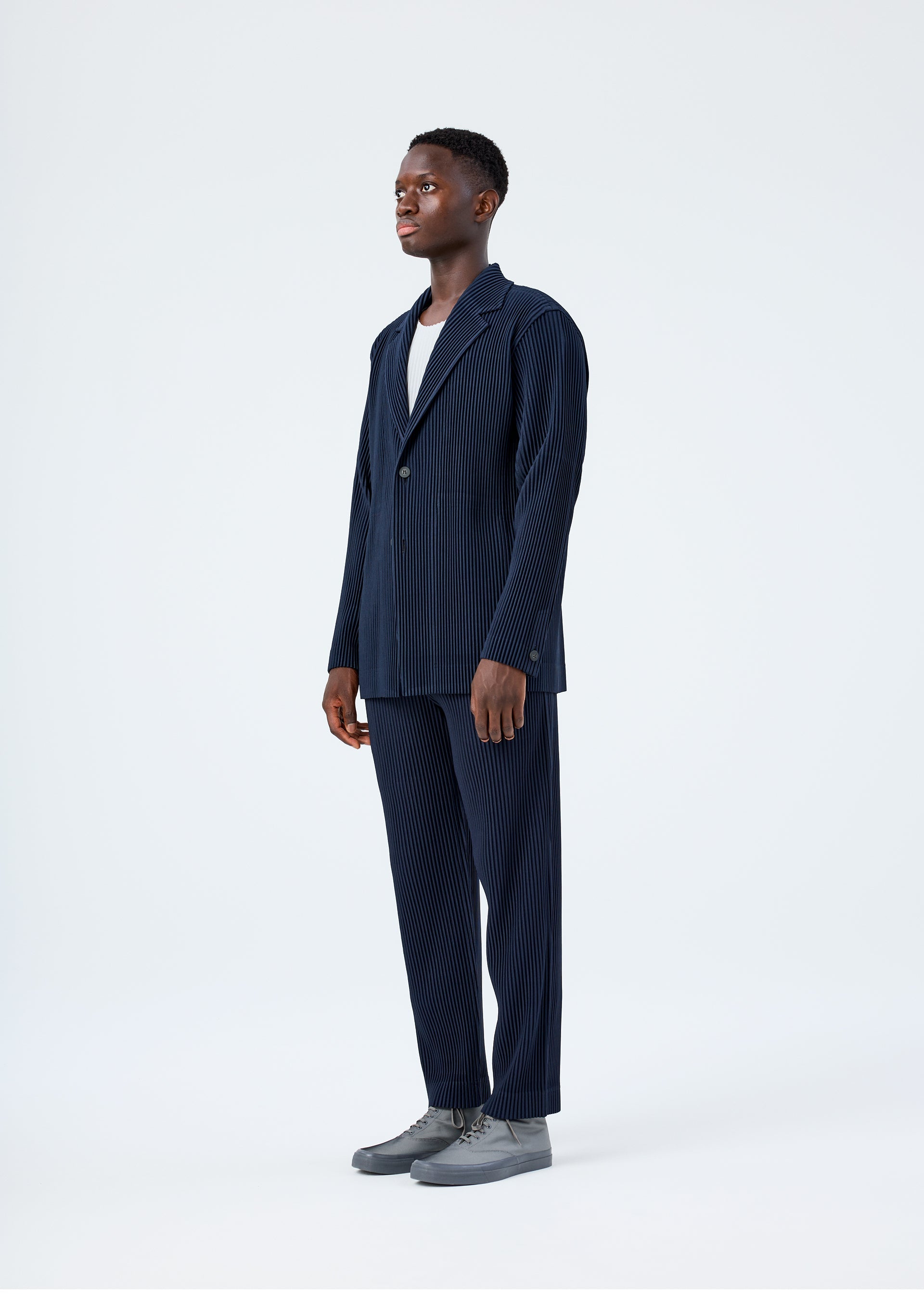 BASICS Jacket Black – ISSEY MIYAKE EU