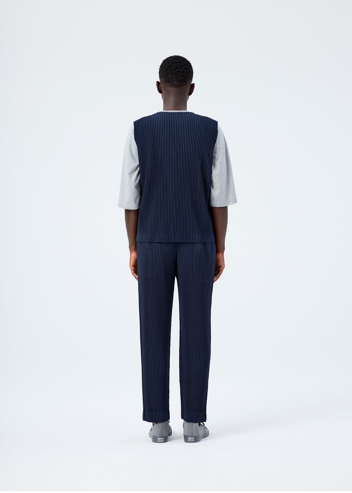 BASICS Vest Light Grey