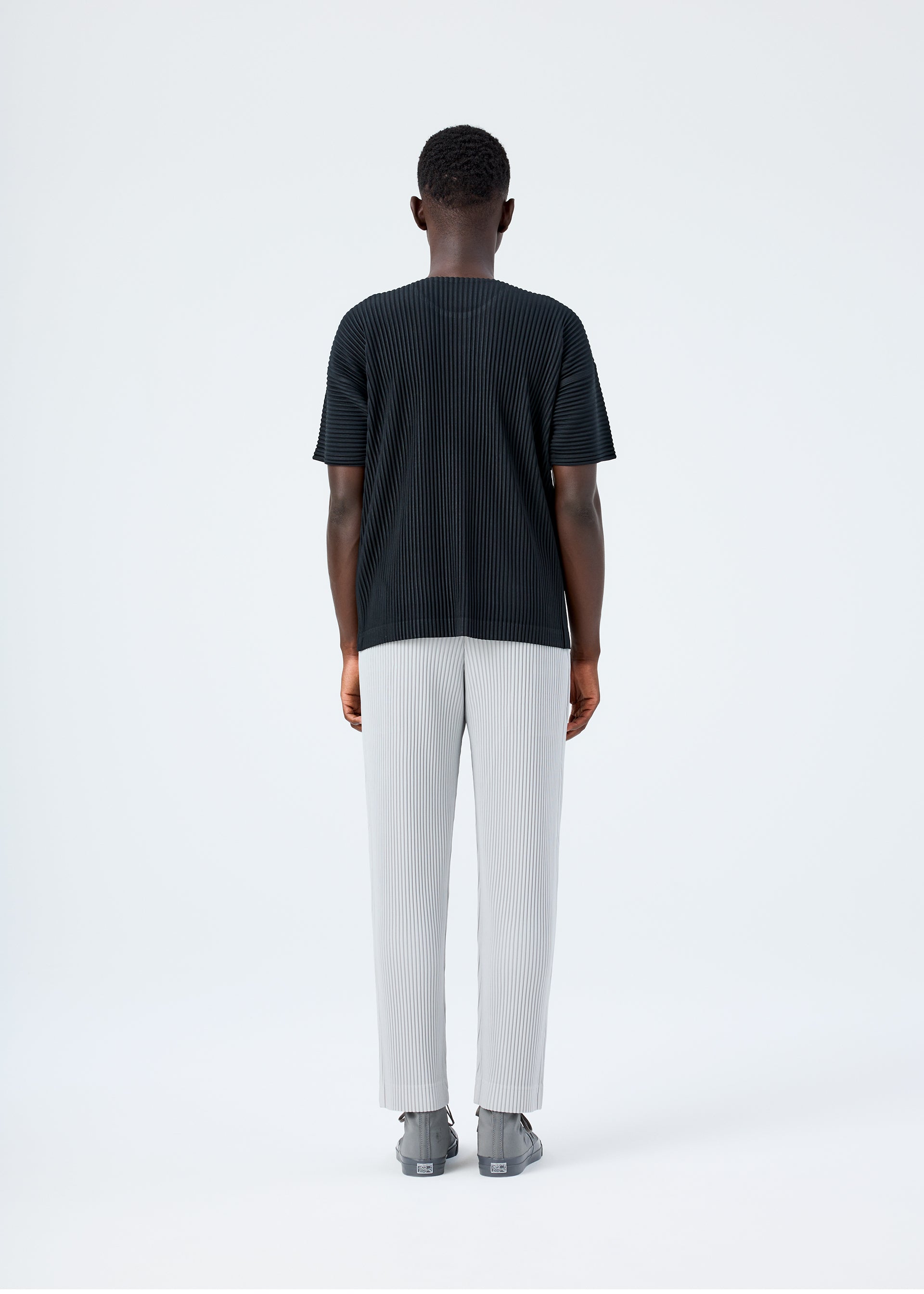 スラックス Homme Plisse Issey Miyake Basics BASICS Trousers Black – ISSEY MIYAKE EU