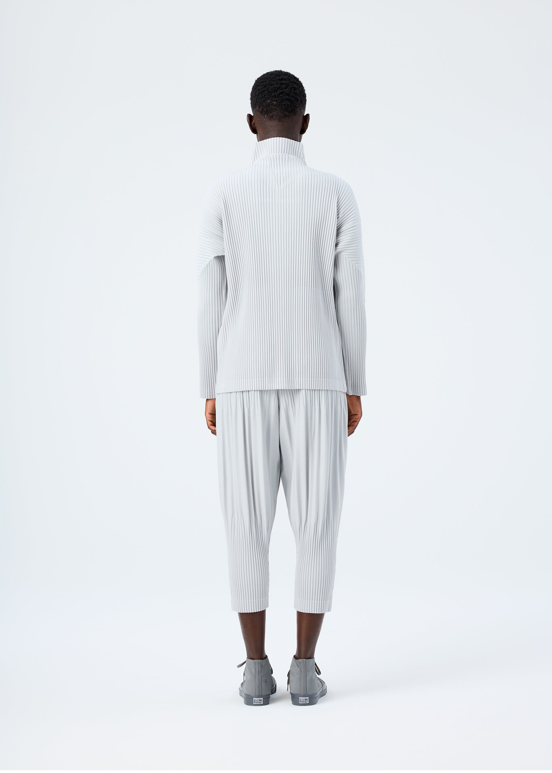 BASICS Zipup cardigan Black – ISSEY MIYAKE EU