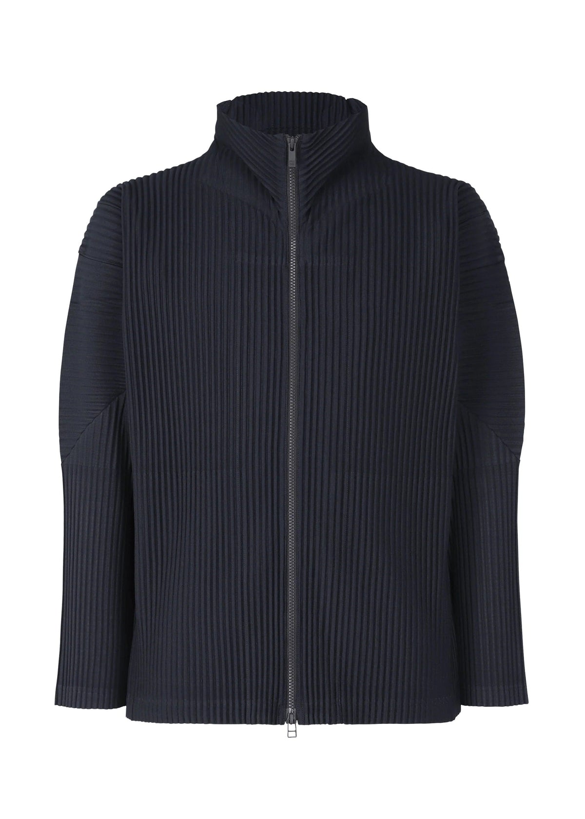 A product shot of the HOMME PLISSÉ ISSEY MIYAKE BASICS zipup cardigan in navy.