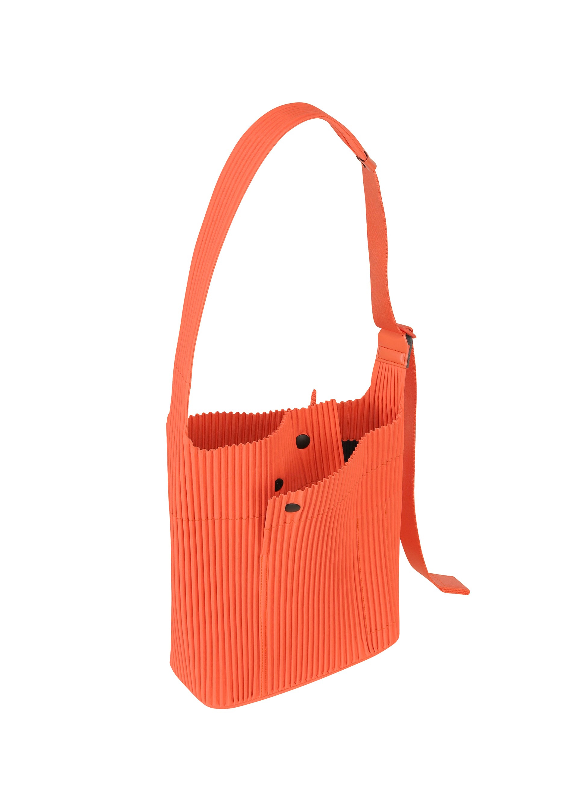 UTILITY Shoulder Bag Pizza Scorch Brown – ISSEY MIYAKE EU